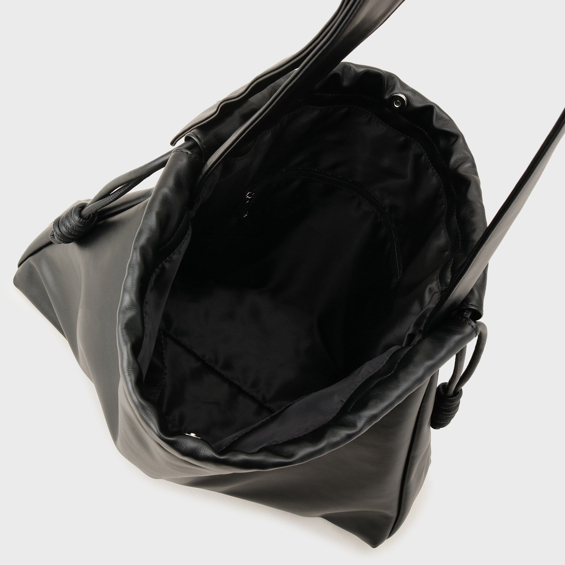 tk.TAKEO KIKUCHI「ルーズビッグショルダーバッグ／たすき掛け／ビッグ／A4サイズ収納可能」|ショルダー・メッセンジャー|