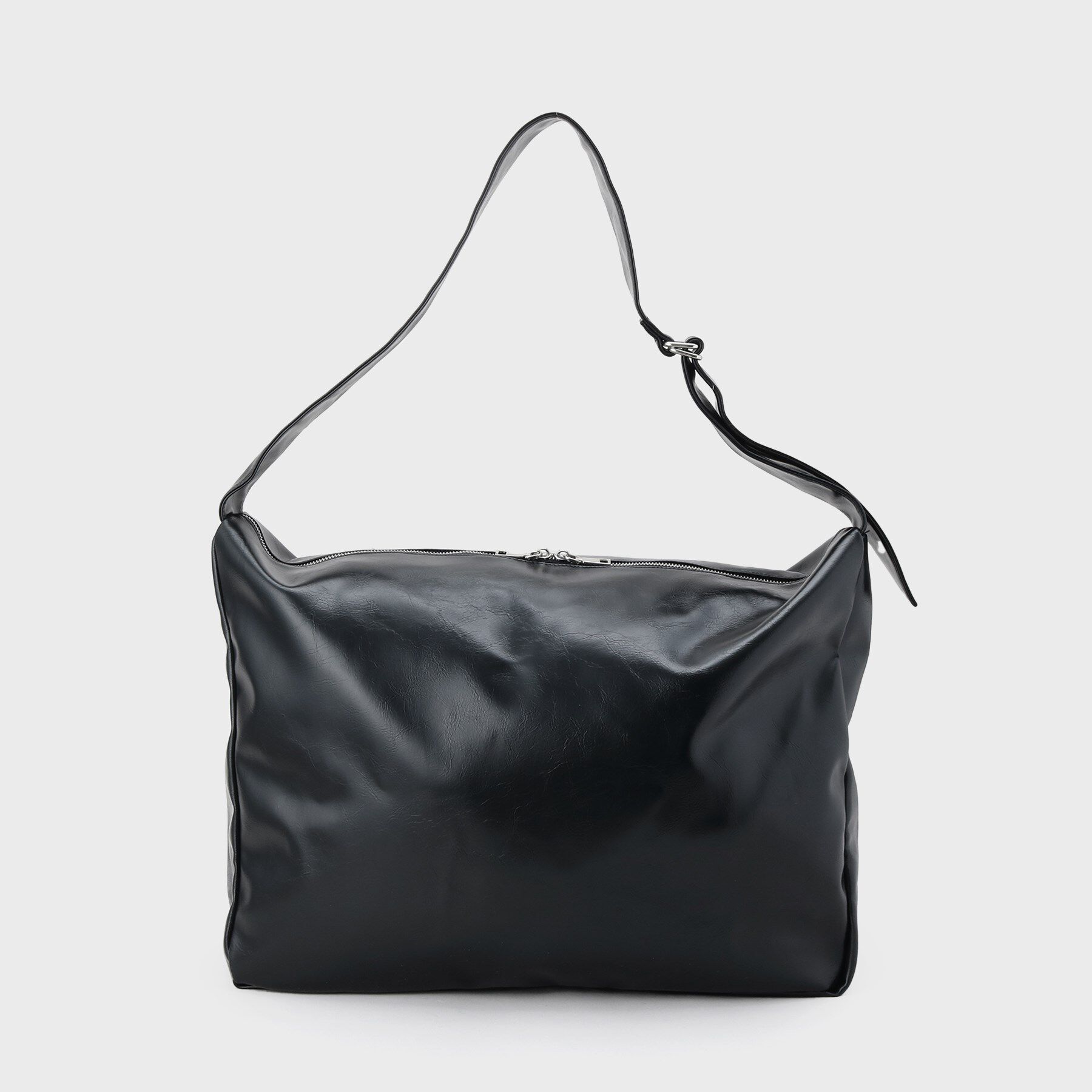 tk.TAKEO KIKUCHI「ルーズビッグショルダーバッグ／たすき掛け／ビッグ／A4サイズ収納可能」|ショルダー・メッセンジャー|