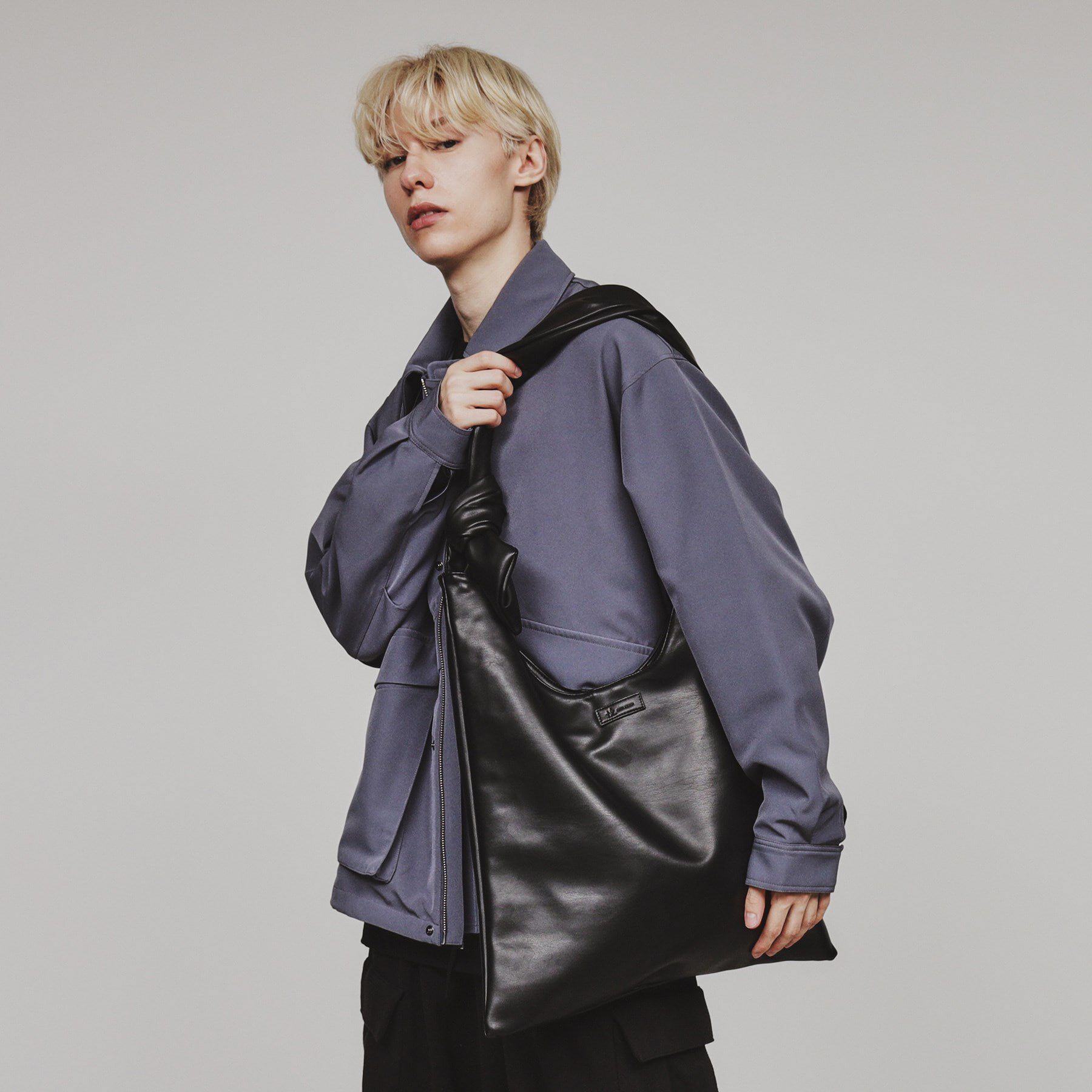 tk.TAKEO KIKUCHI「ギミックショルダーバッグ」|ショルダー・メッセンジャー|ブラック(019)