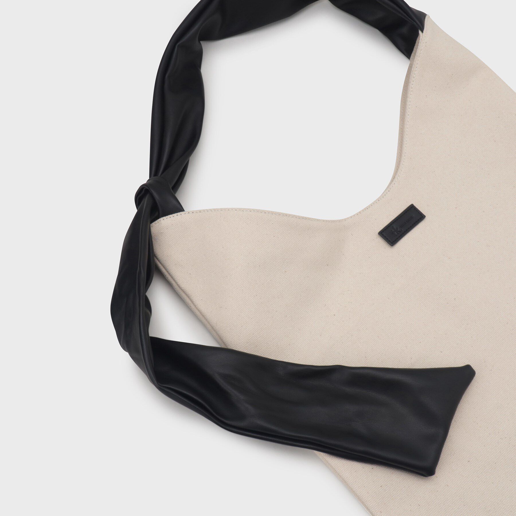 tk.TAKEO KIKUCHI「ギミックショルダーバッグ」|ショルダー・メッセンジャー|