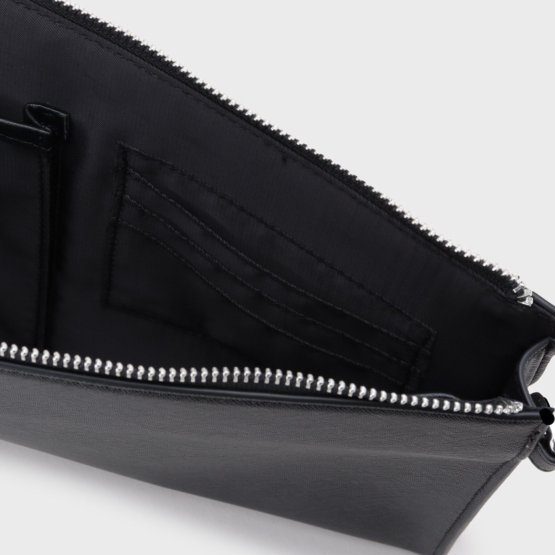 tk.TAKEO KIKUCHI「切替ZIPクラッチバッグ」|クラッチバッグ|