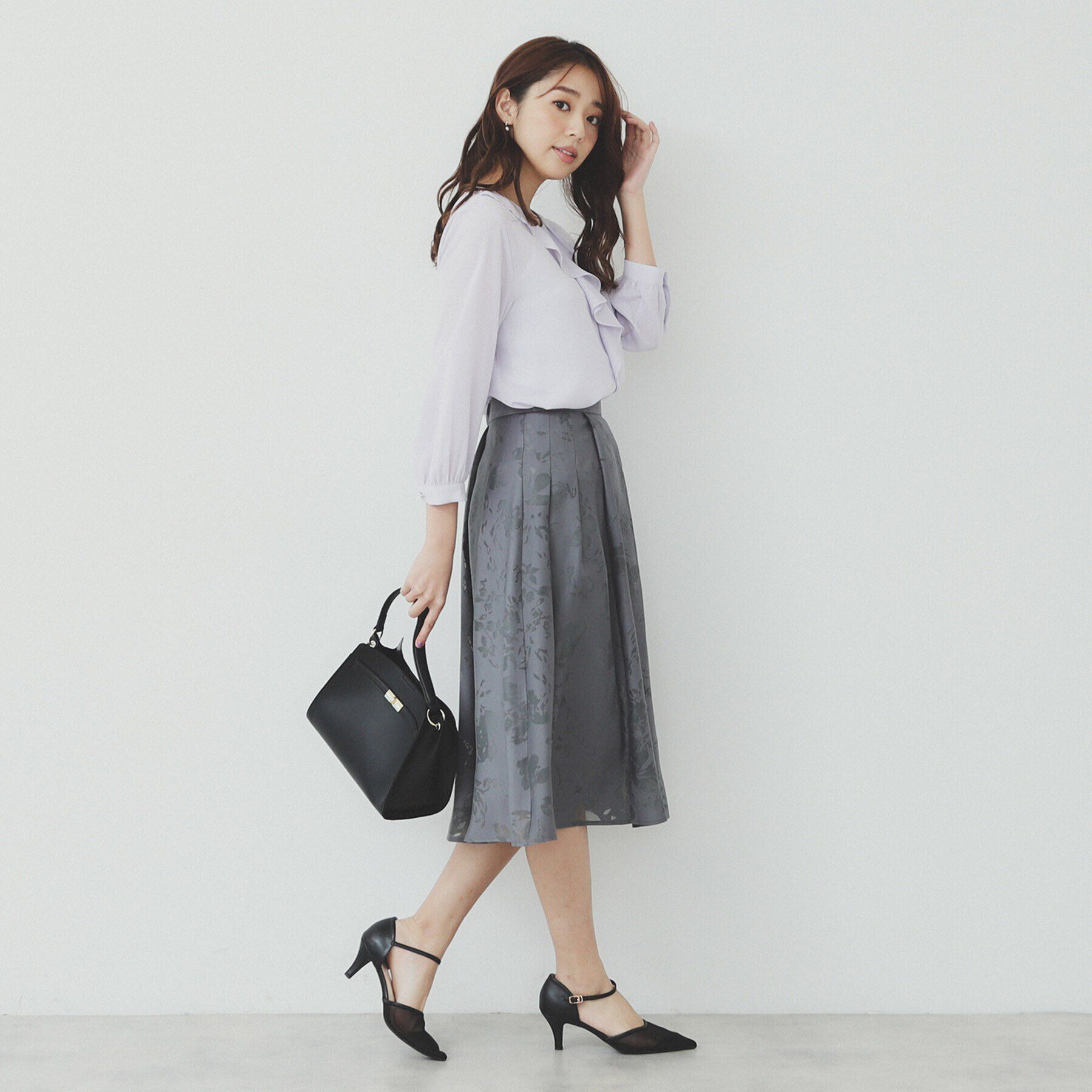 index「フラワータックフレアスカート【洗濯機洗い可】」|スカート|