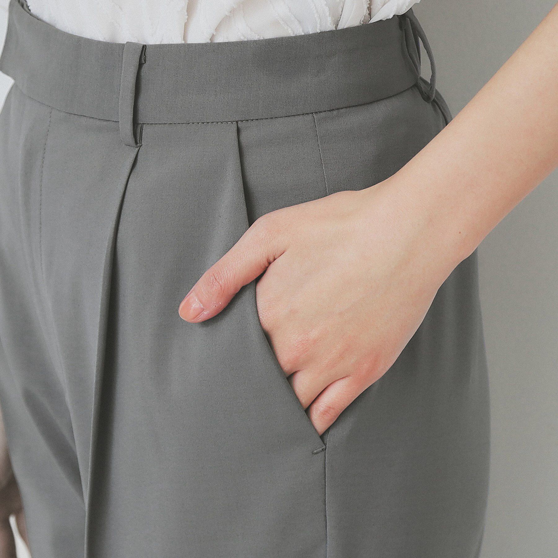 index「ストレッチテーパードパンツ/セットアップ対応【洗濯機洗い可/抗ピル/接触冷感】」|その他|