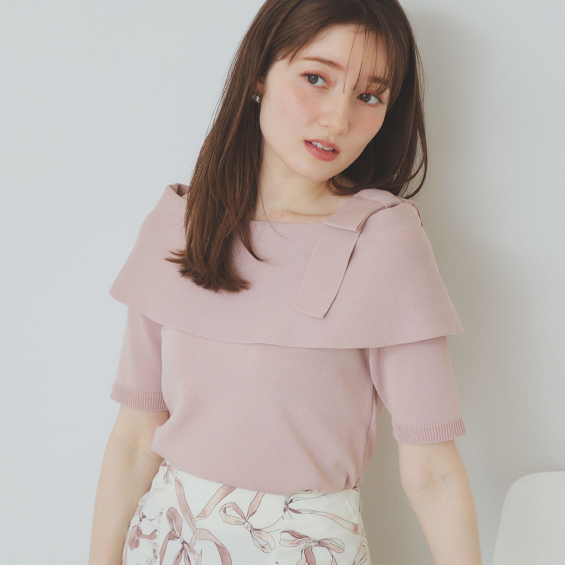 index「アシメリボンオフショルニット【洗濯機洗い可】」|ニット・セーター|ピンクベージュ(05