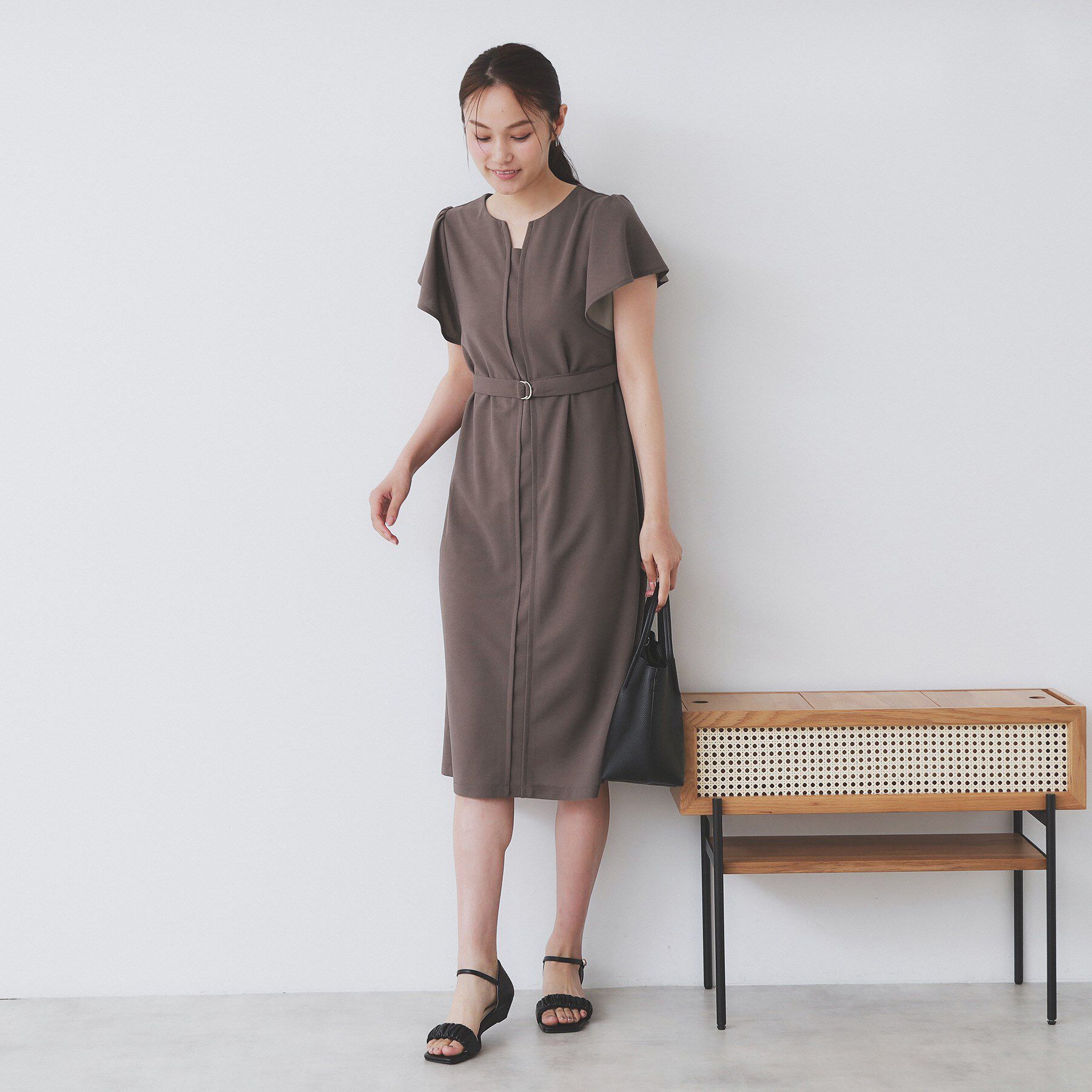 index「《S-3Lサイズ》フリルスリーブワンピース【洗濯機洗い可】」|ワンピース|