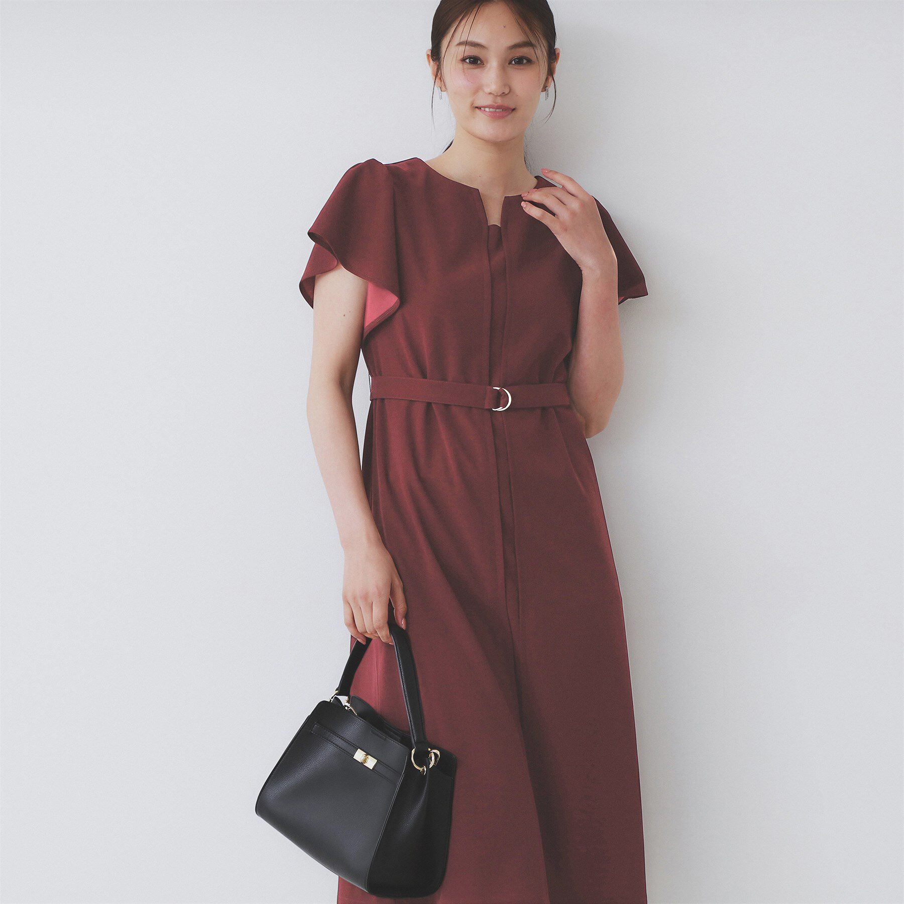 index「《S-3Lサイズ》フリルスリーブワンピース【洗濯機洗い可】」|ワンピース|ボルドー(064)