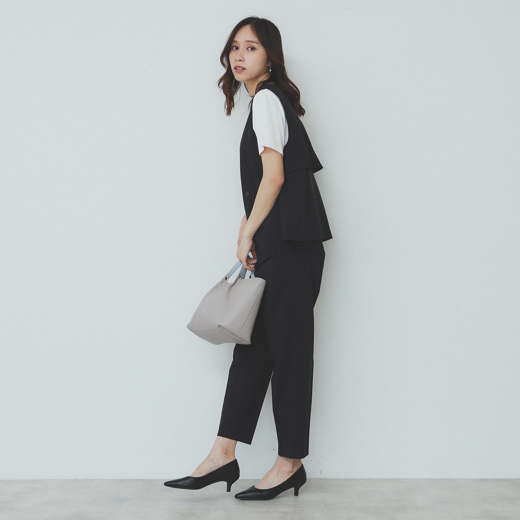 index「バックフリルデザインジレ/セットアップ可【洗濯機洗い可/接触冷感/吸水速乾/ストレッチ】」|ベスト・ジレ|