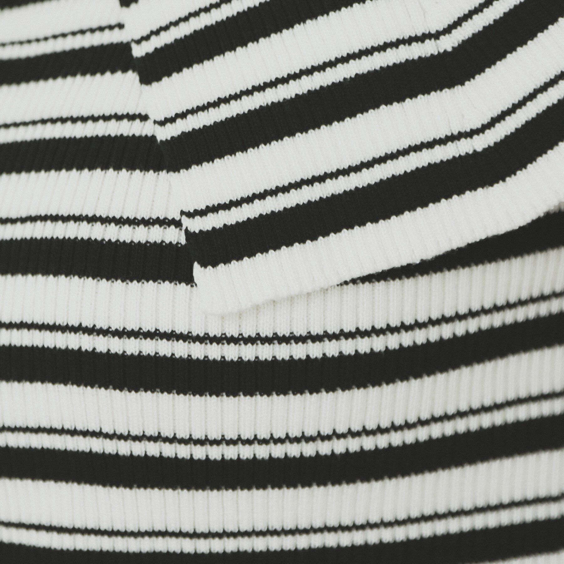 index「前後2wayオフショルビッグカラーニット【洗濯機洗い可/抗ピル】」|ニット・セーター|