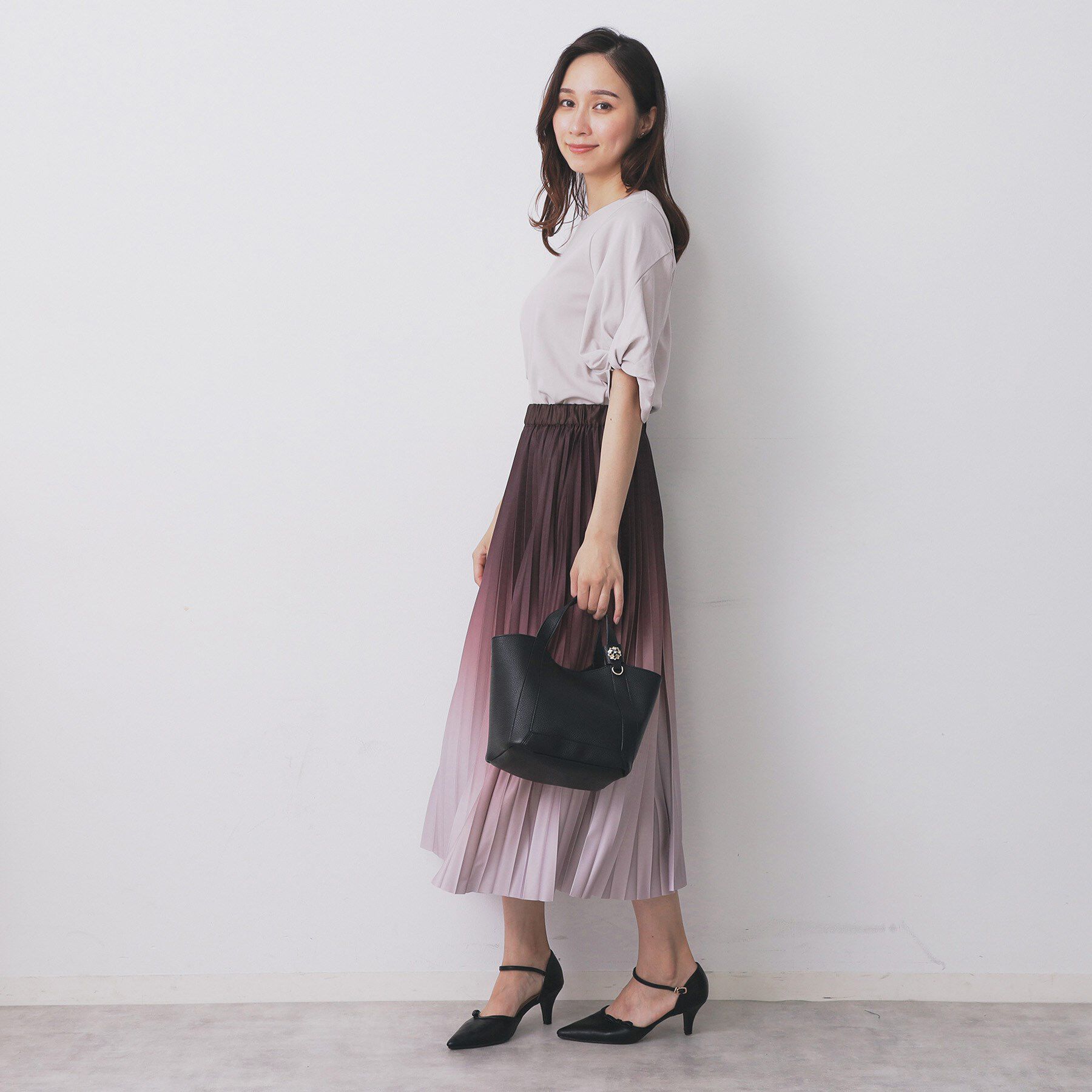 index「パフスリーブツイストタックトップス【洗濯機可/接触冷感/UVケア】」|Tシャツ・カットソー|