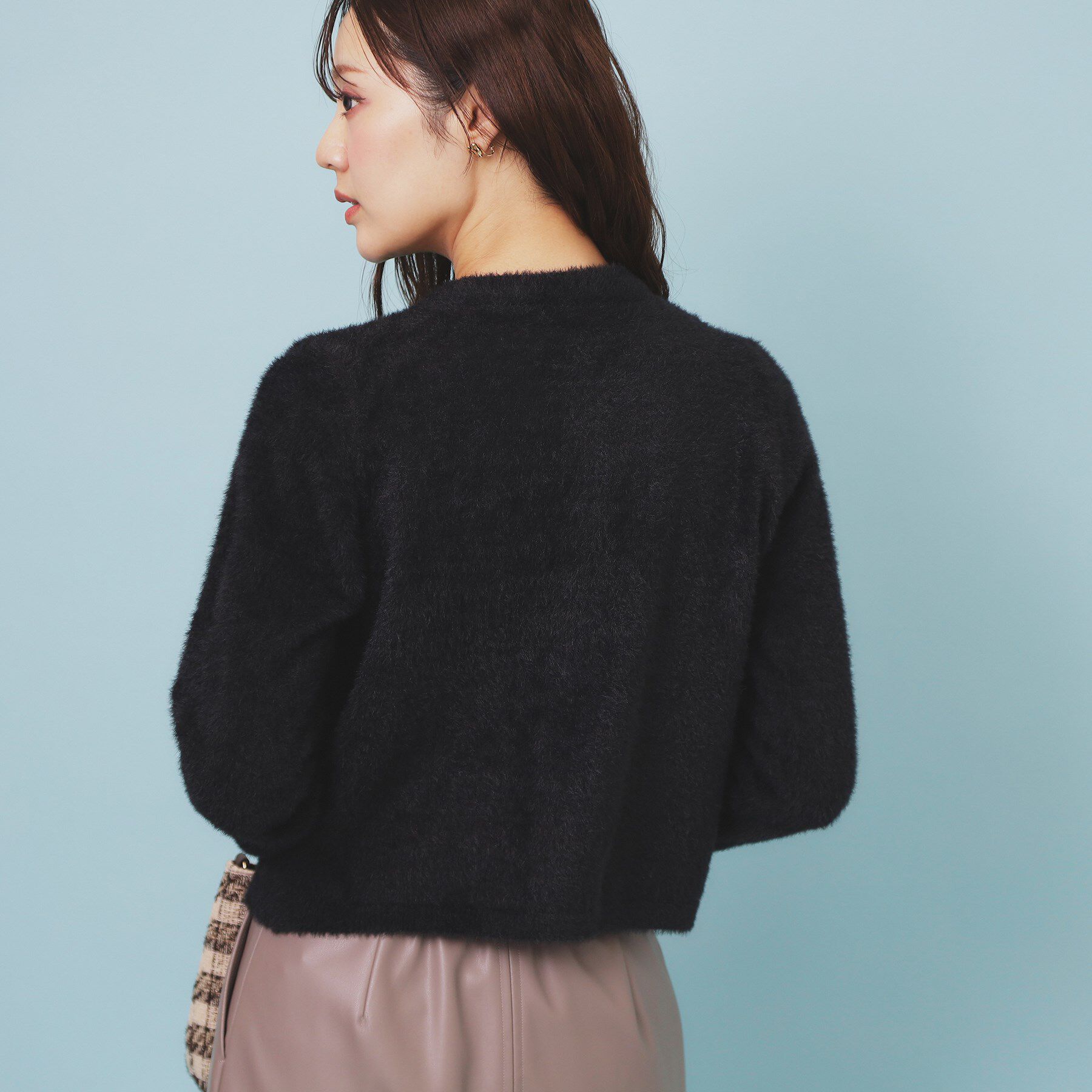 index「フェザーヤーンフラワーボタンカーディガン【洗濯機OK】」|カーディガン|