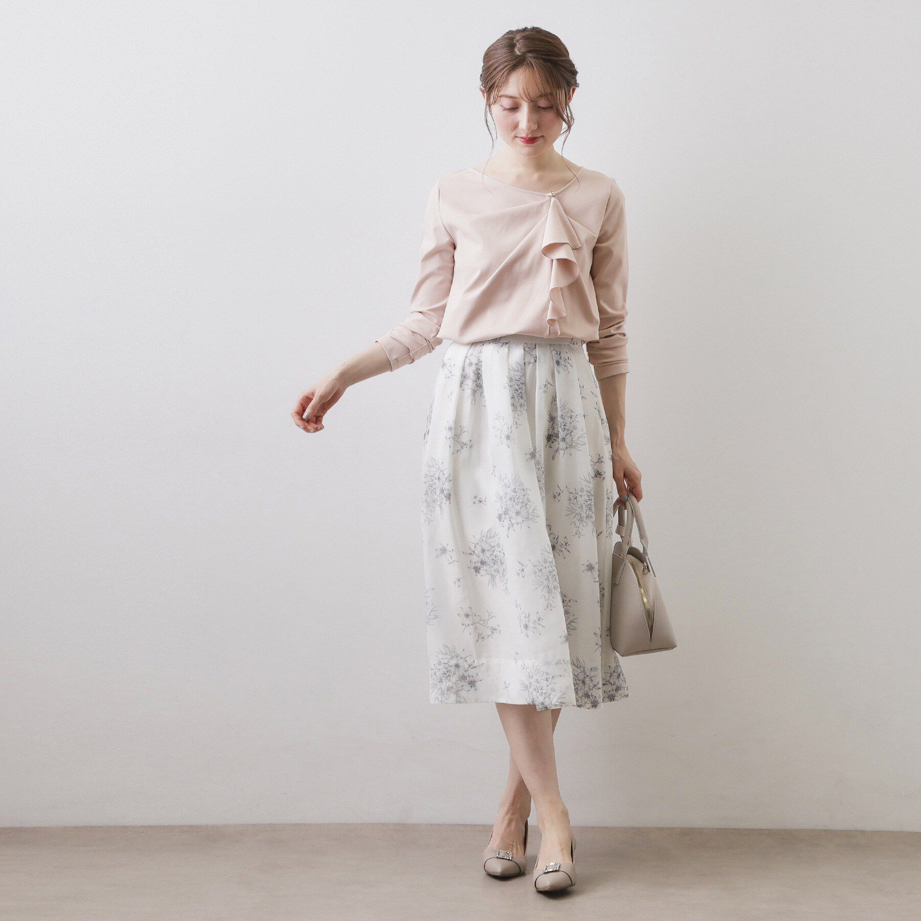 index「アシメラッフルフリルトップス【洗濯機OK】」|Tシャツ・カットソー|