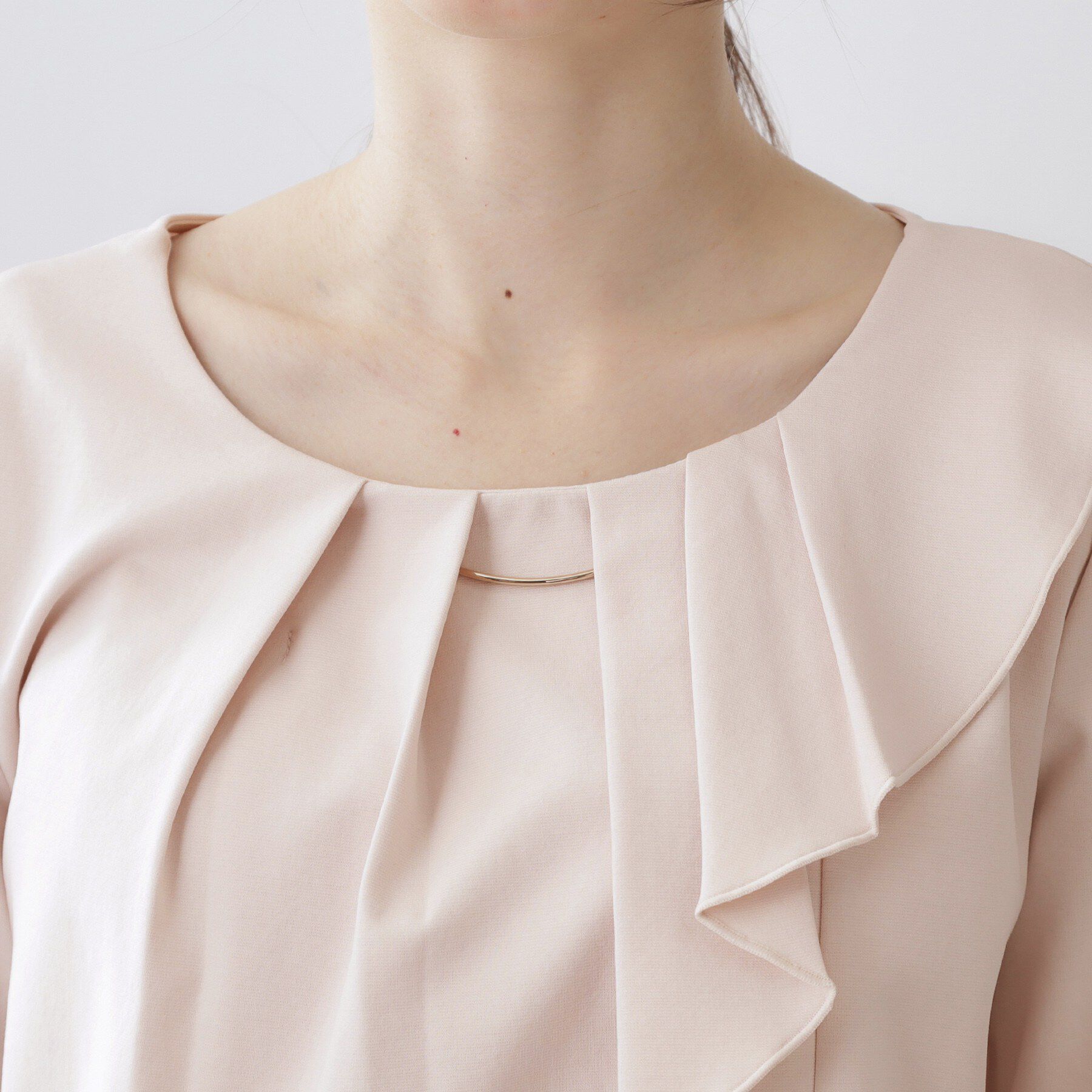 index「アシメタックフリルバートップス【洗濯機OK】」|Tシャツ・カットソー|