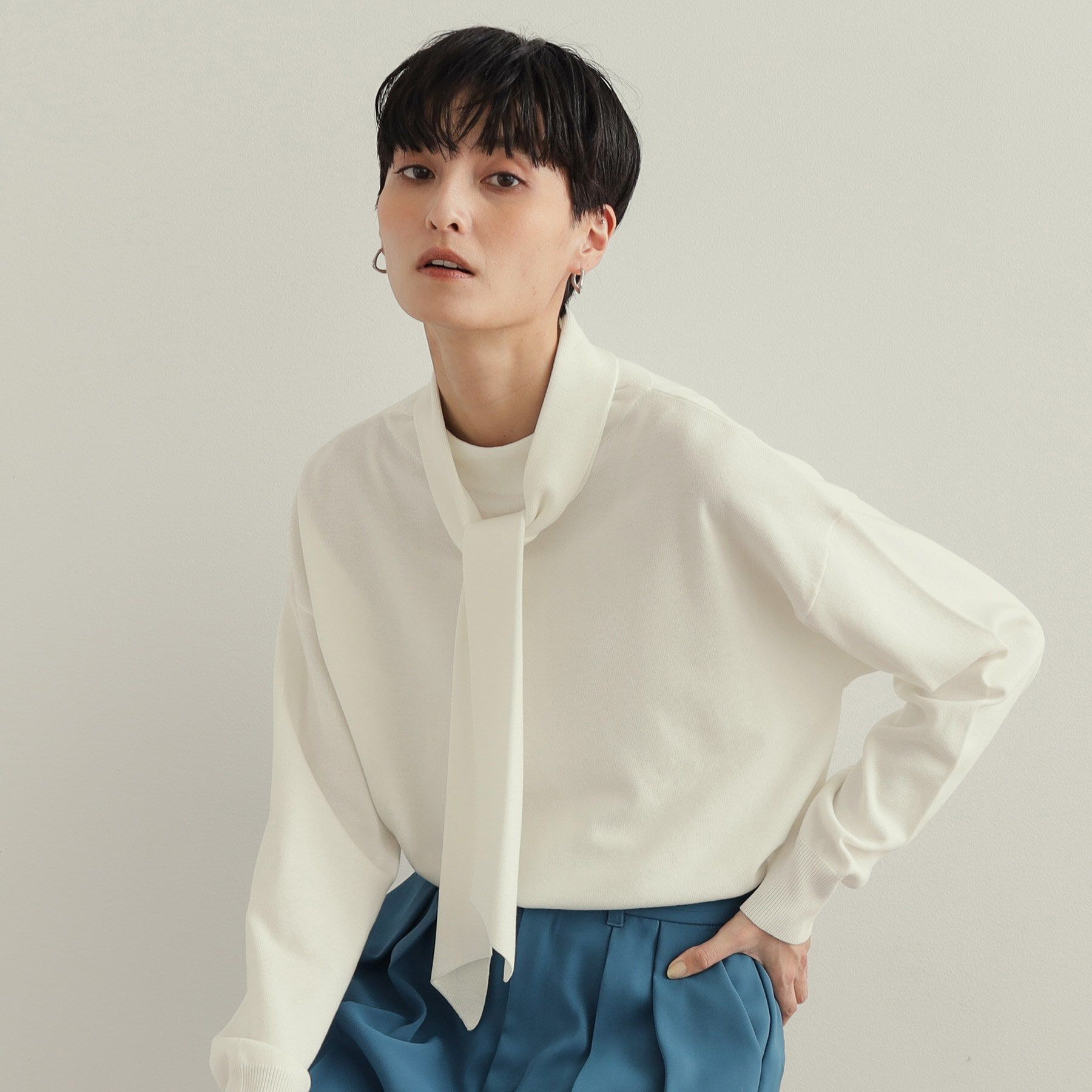 OPAQUE.CLIP「ボウタイニット【洗濯洗い可/抗ピル】」|ニット・セーター|ホワイト(001)