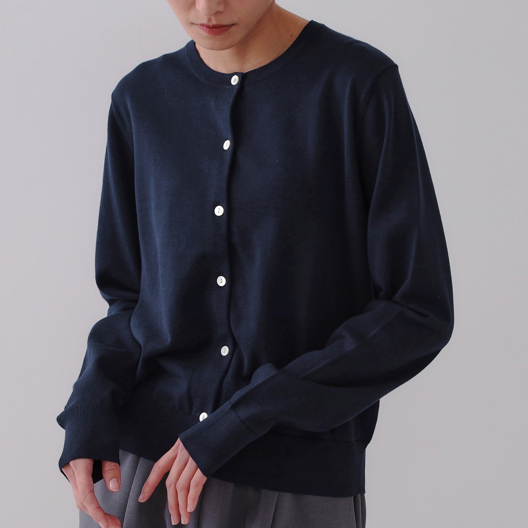 OPAQUE.CLIP「クルーネックニットカーディガン/オーガニックコットン混【UV/洗濯機洗い可】」|カーディガン|