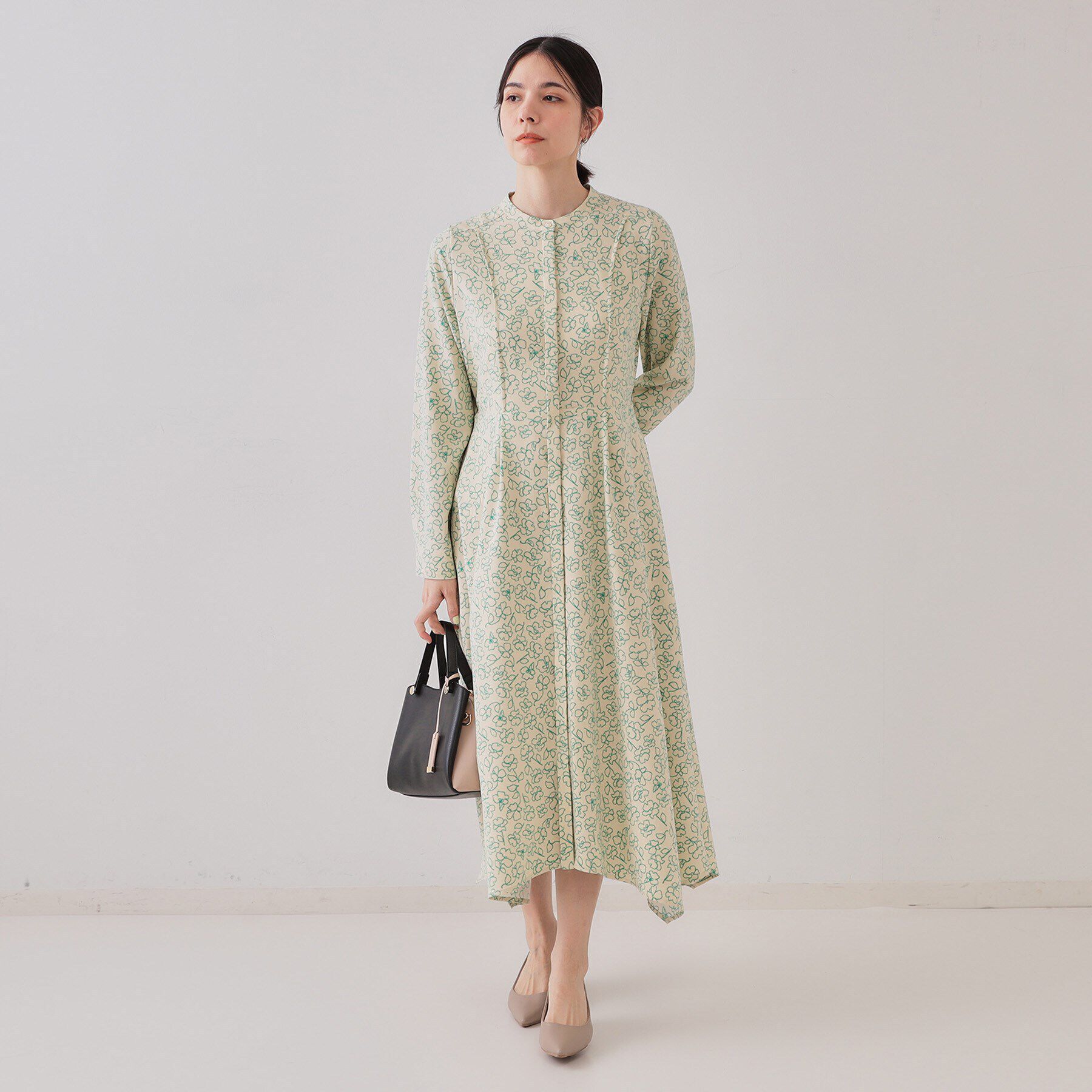 OPAQUE.CLIP「フラワープリントワンピース【洗濯機洗い可】」|ワンピース|ライトベージュ(15