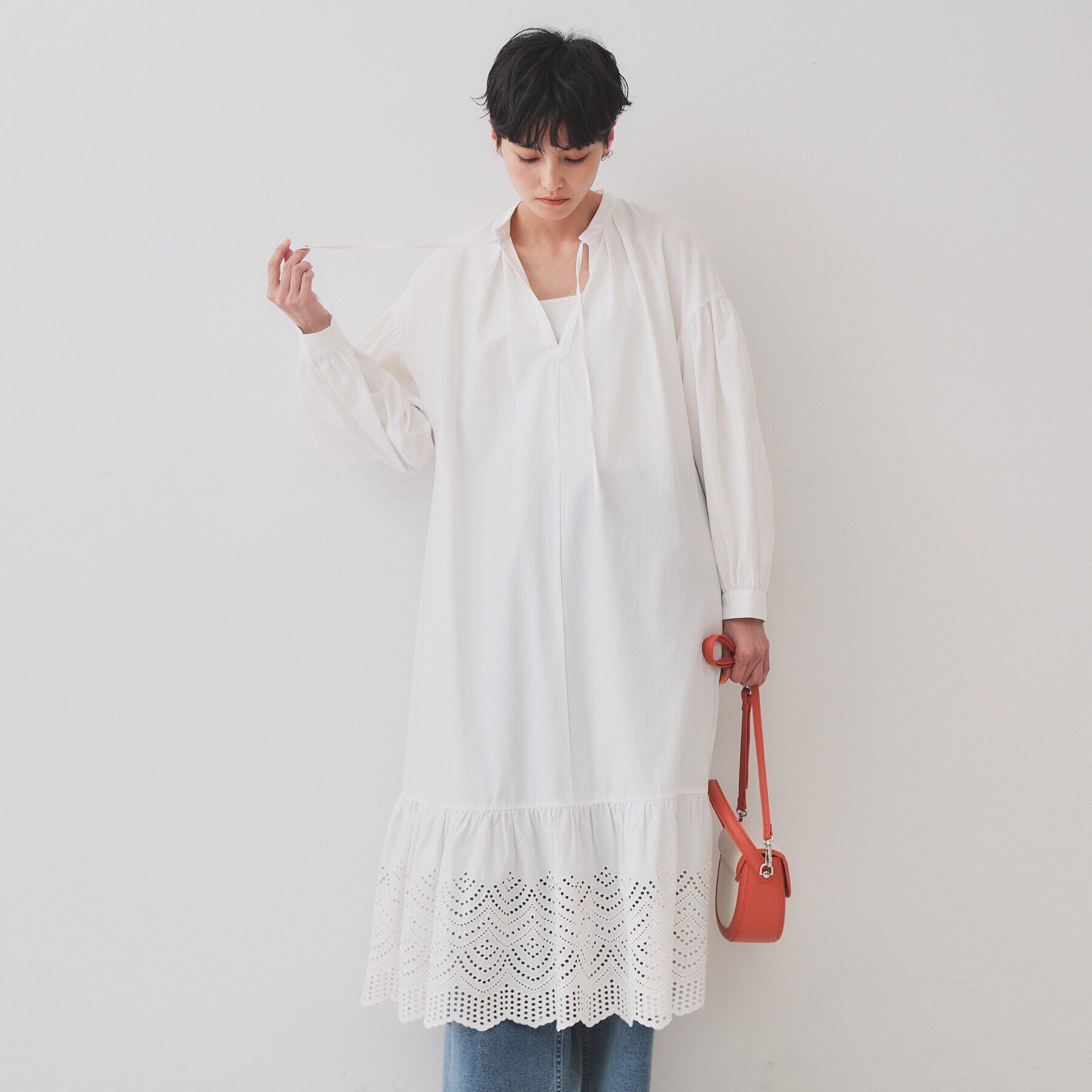 OPAQUE.CLIP「裾アイレットレースボリュームシャツワンピース【洗濯機洗い可】」|ワンピース|ホワイト(001)