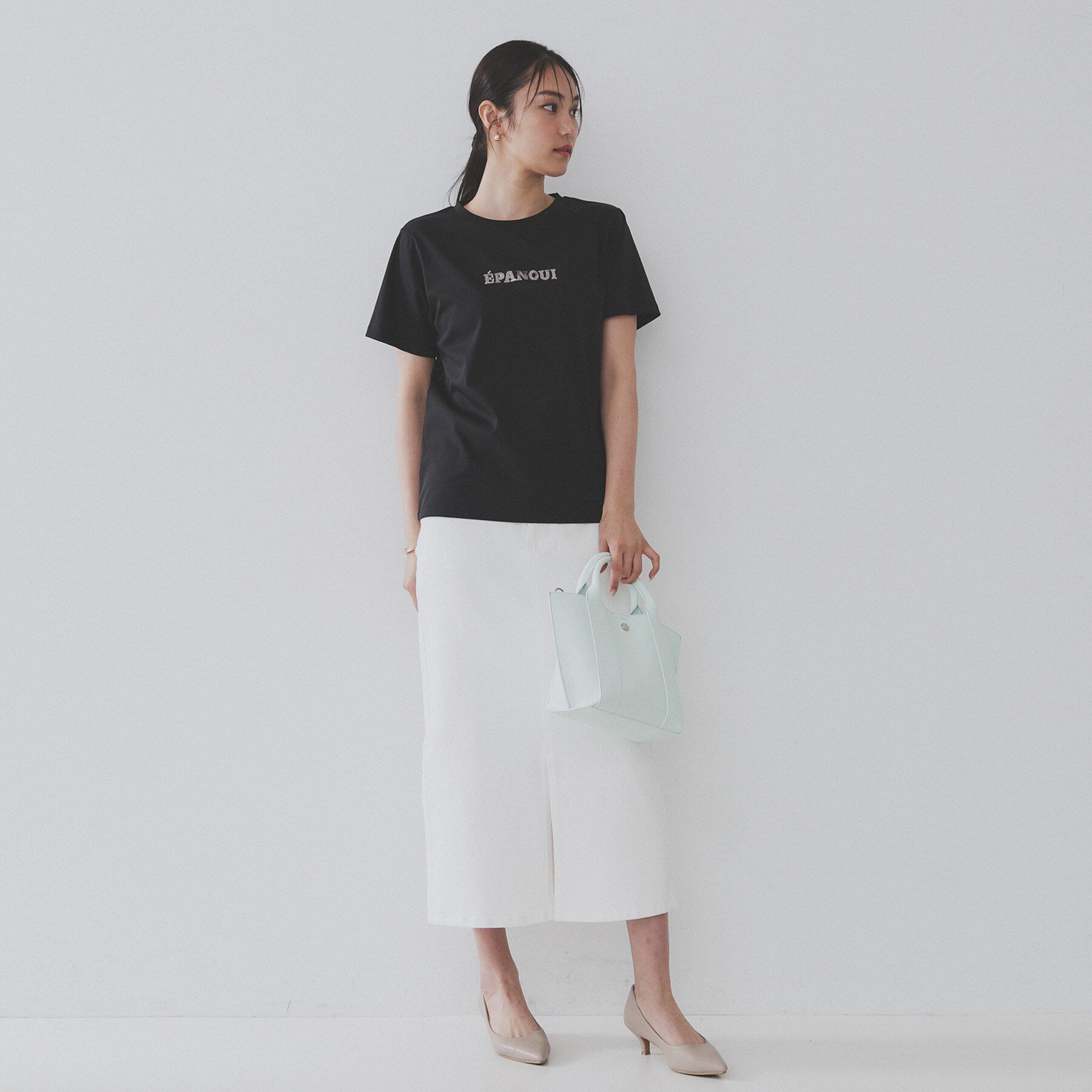 OPAQUE.CLIP「刺繍＆スパンコールロゴTシャツ【洗濯機洗い可】」|Tシャツ・カットソー|