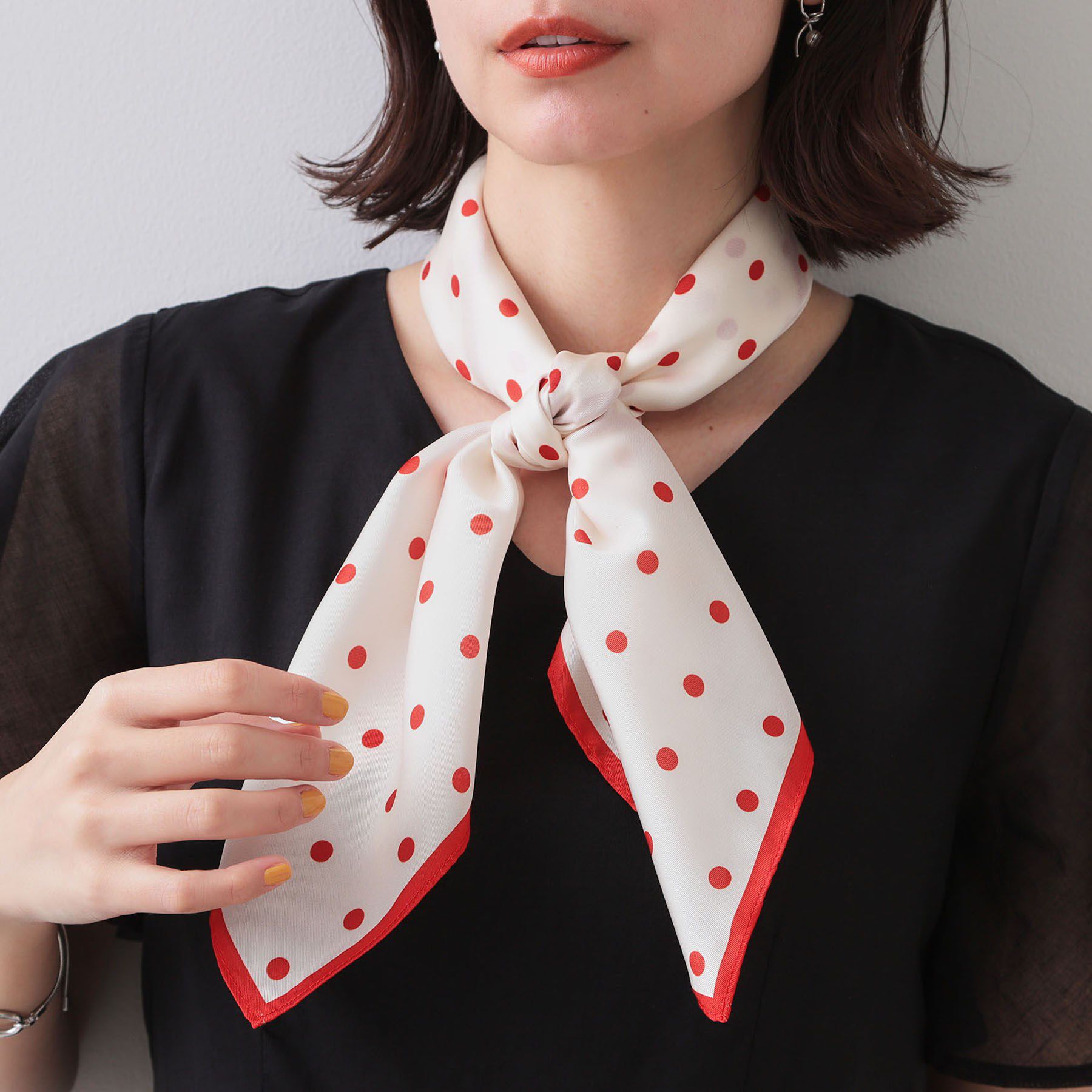 OPAQUE.CLIP「ドット柄スクエア大判スカーフ」|バンダナ・スカーフ|