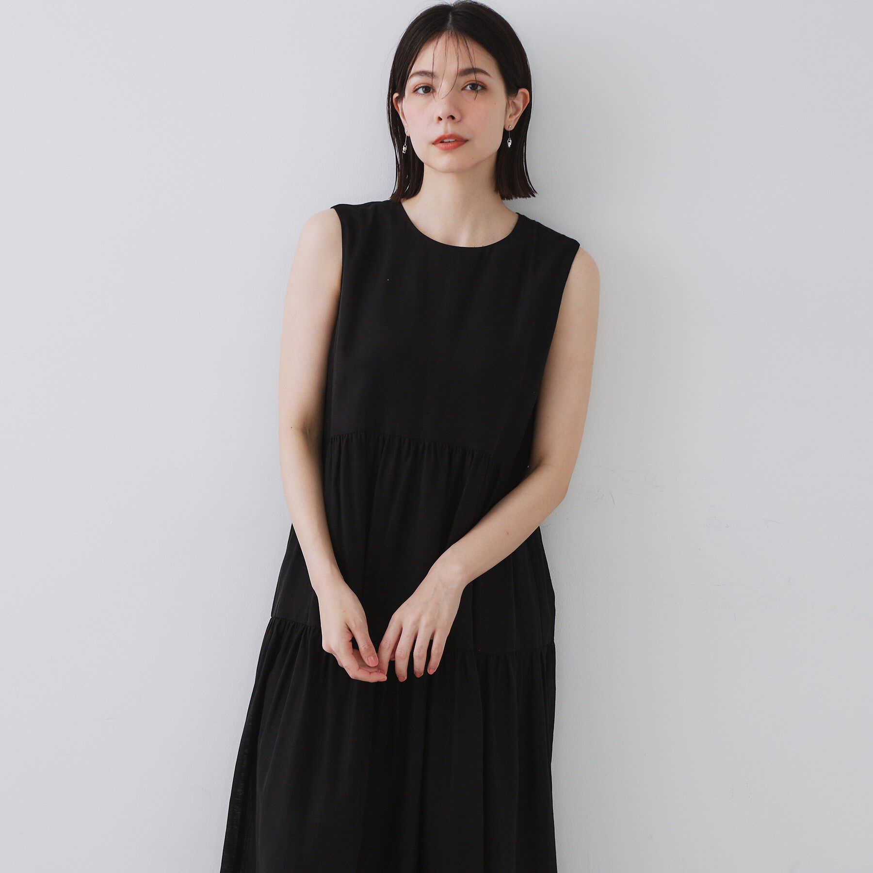 OPAQUE.CLIP「麻混シアーギャザーティアードワンピース【洗濯機洗い可】」|ワンピース|