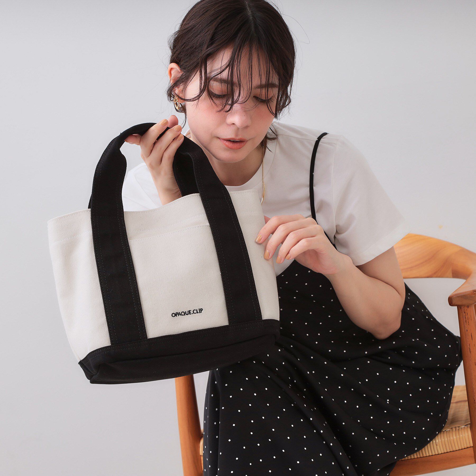 OPAQUE.CLIP「【2WAY／多ポケット】3層セパレートミドルトートバッグ」|トートバッグ|アイボリー(504)