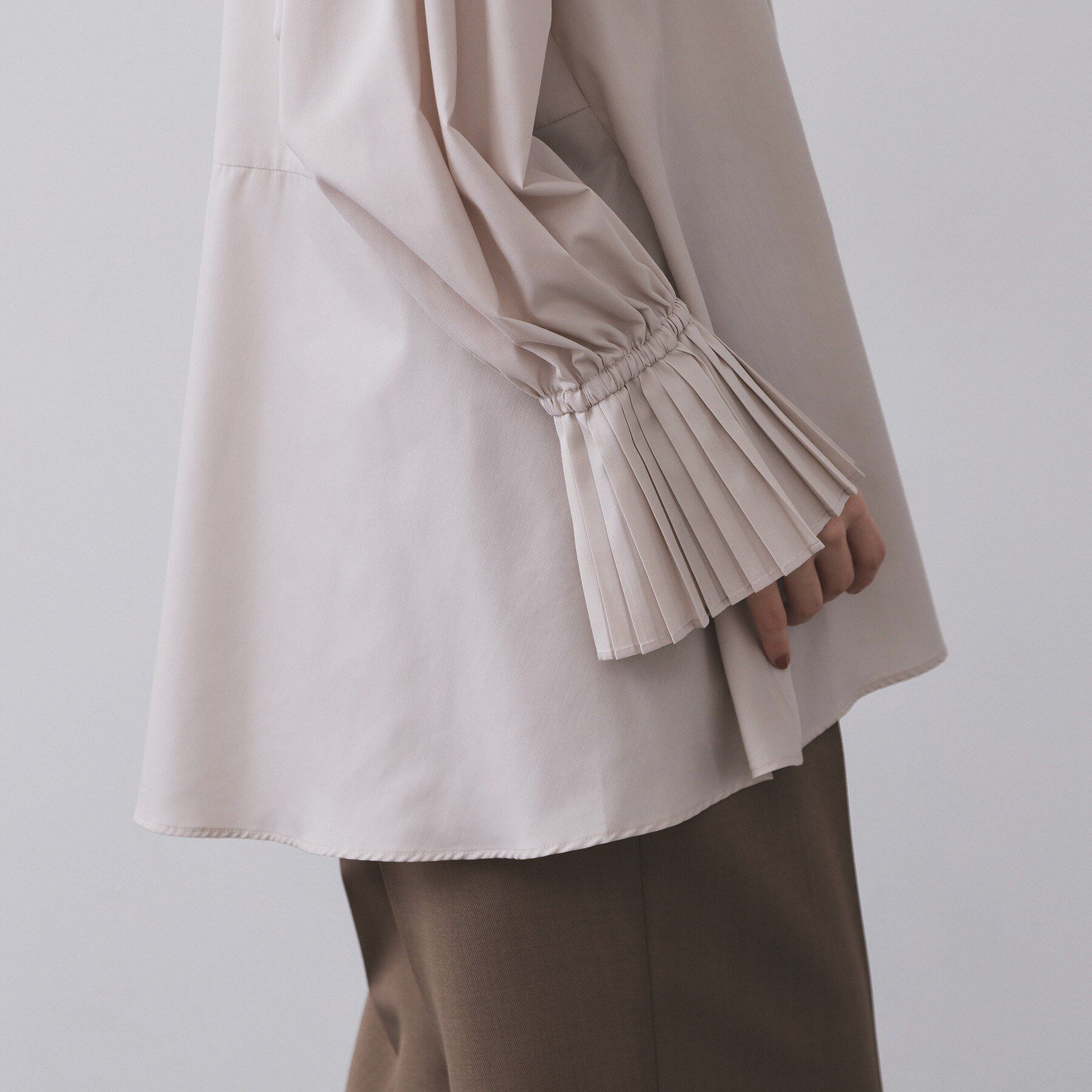 OPAQUE.CLIP「プリーツキャンディスリーブブラウス【洗濯機洗い可】」|シャツ・ブラウス|