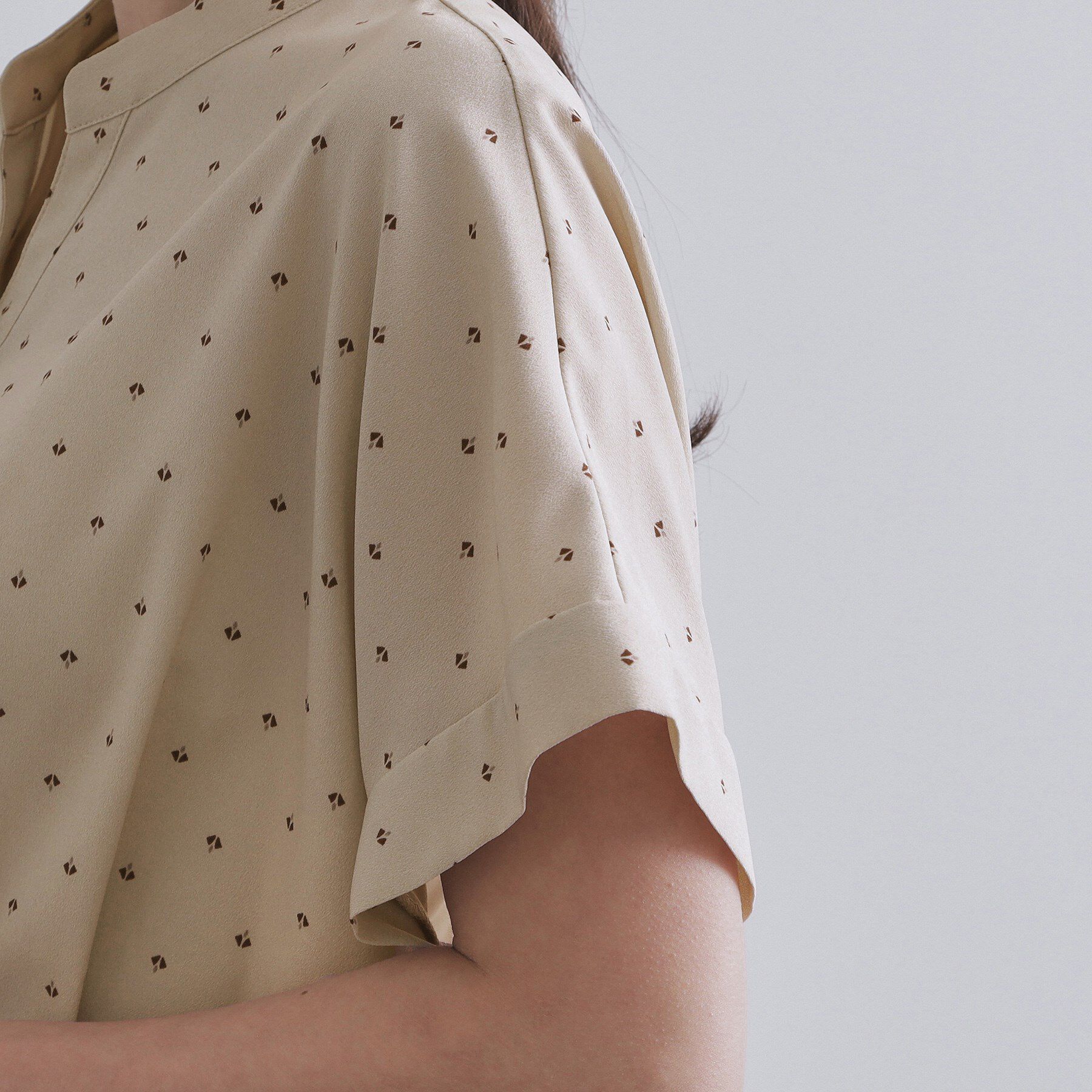 OPAQUE.CLIP「プリントペプラムブラウス【洗濯機洗い可】」|シャツ・ブラウス|