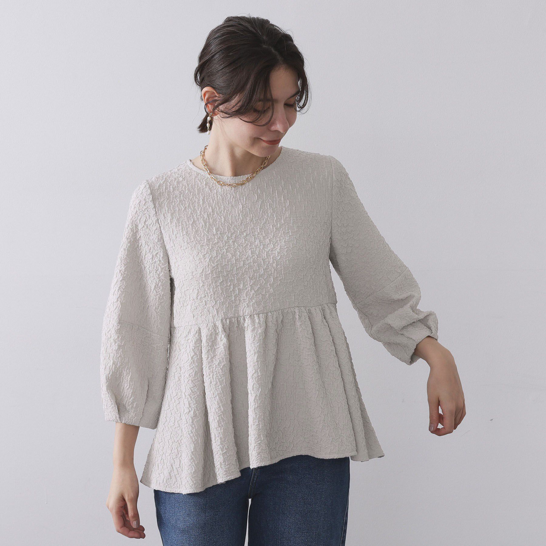 OPAQUE.CLIP「ふくれジャカードペプラムブラウス【洗濯機OK】」|シャツ・ブラウス|グレージュ(050)