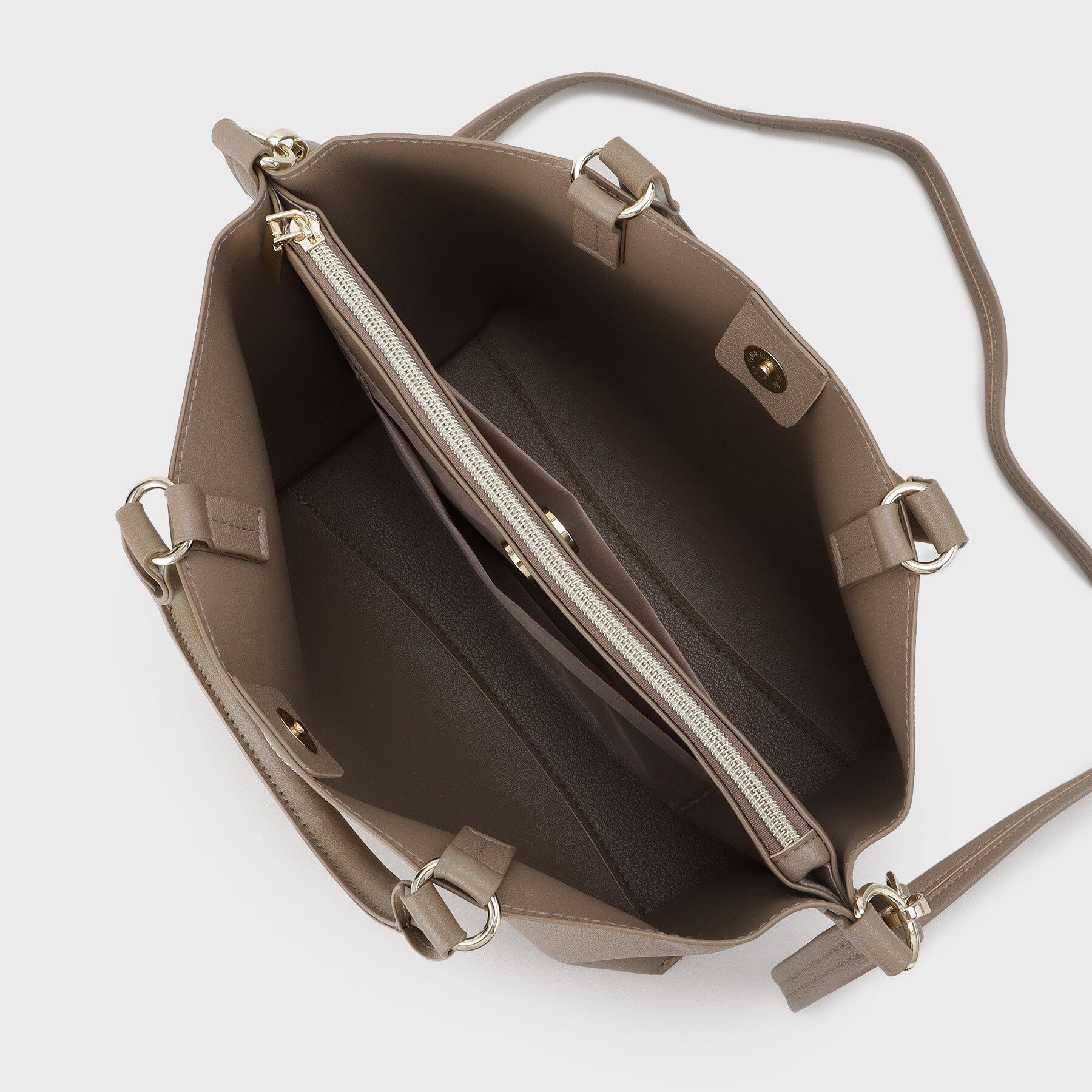 OPAQUE.CLIP「【2WAY/人間工学】ソフトシュリンク合皮ミドルサイズトートバッグ」|トートバッグ|