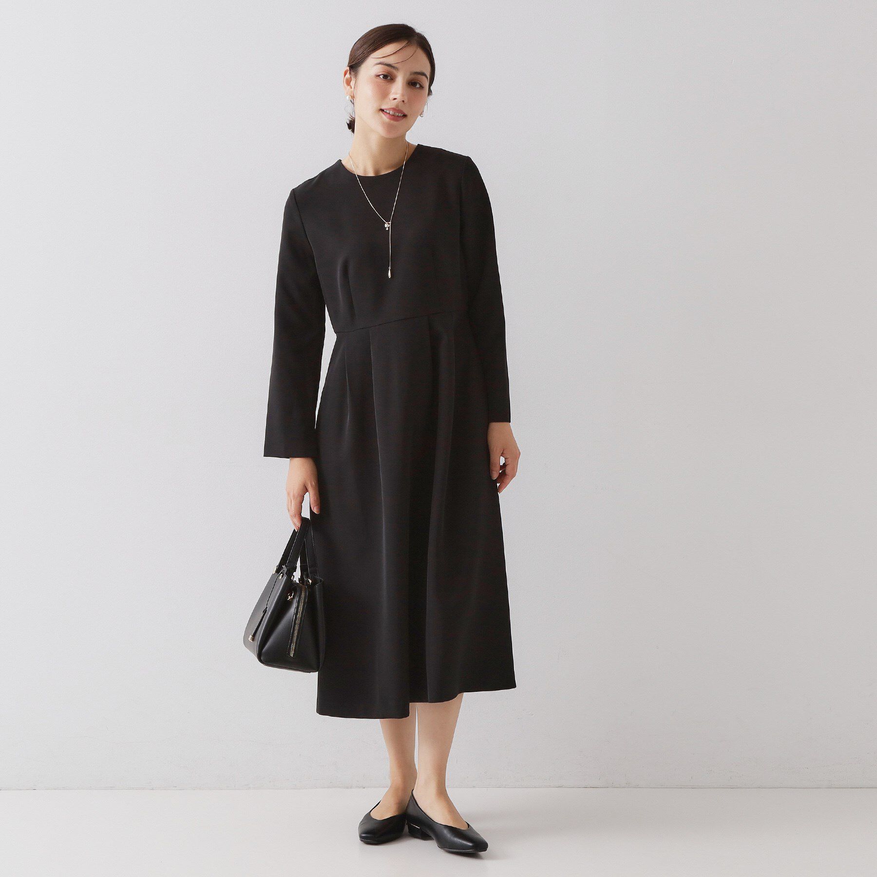 OPAQUE.CLIP「≪通勤・セレモニー対応≫フィットアンドフレアワンピースダブルクロス【洗濯機OK】」|ワンピース|