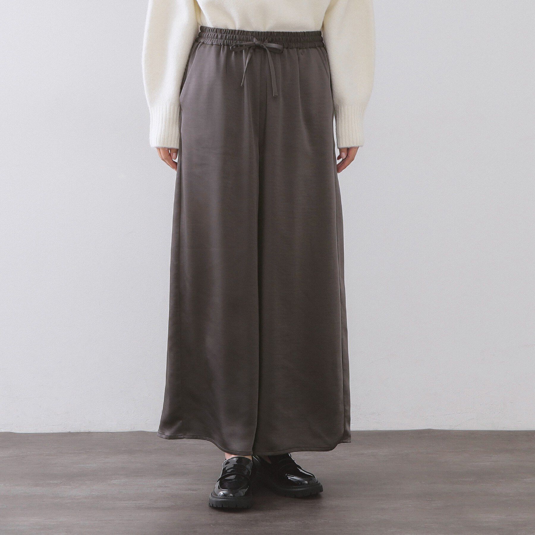 OPAQUE.CLIP「サテンイージーワイドパンツ【洗濯機OK】」|その他|