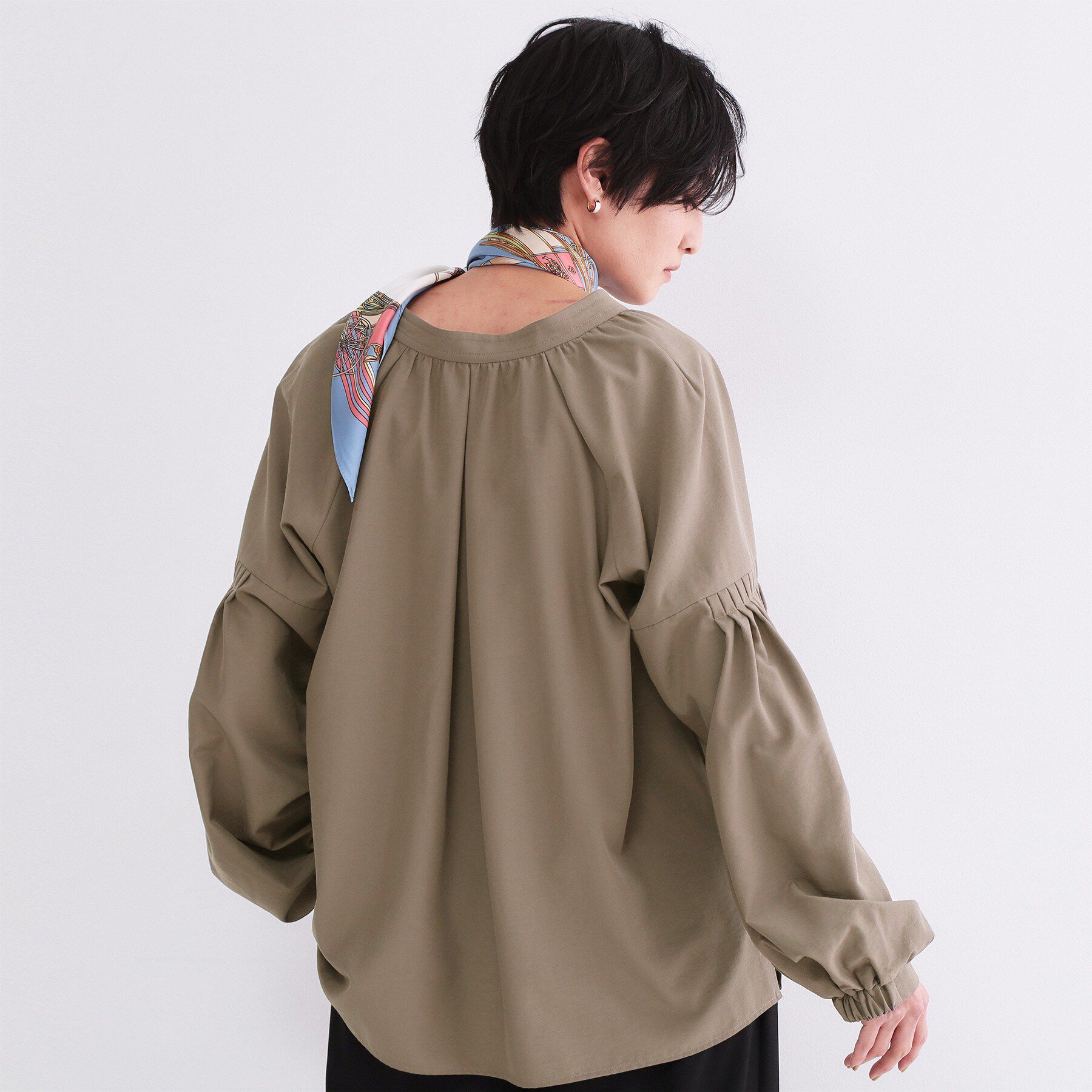 OPAQUE.CLIP「スキッパーボリュームスリーブブラウス【洗濯機OK】」|シャツ・ブラウス|