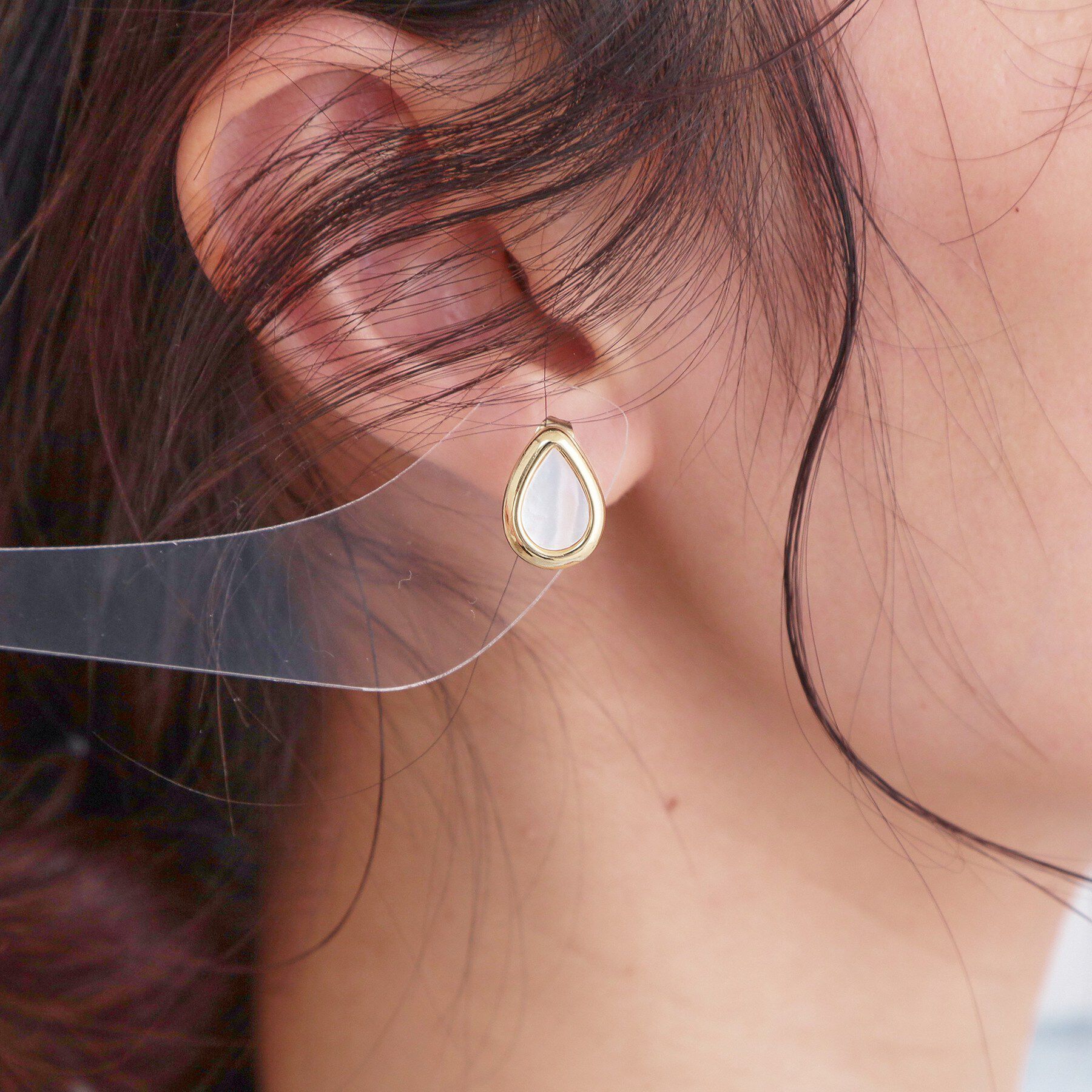 OPAQUE.CLIP「シェル&times;エッジメタルしずくピアス」|ピアス|