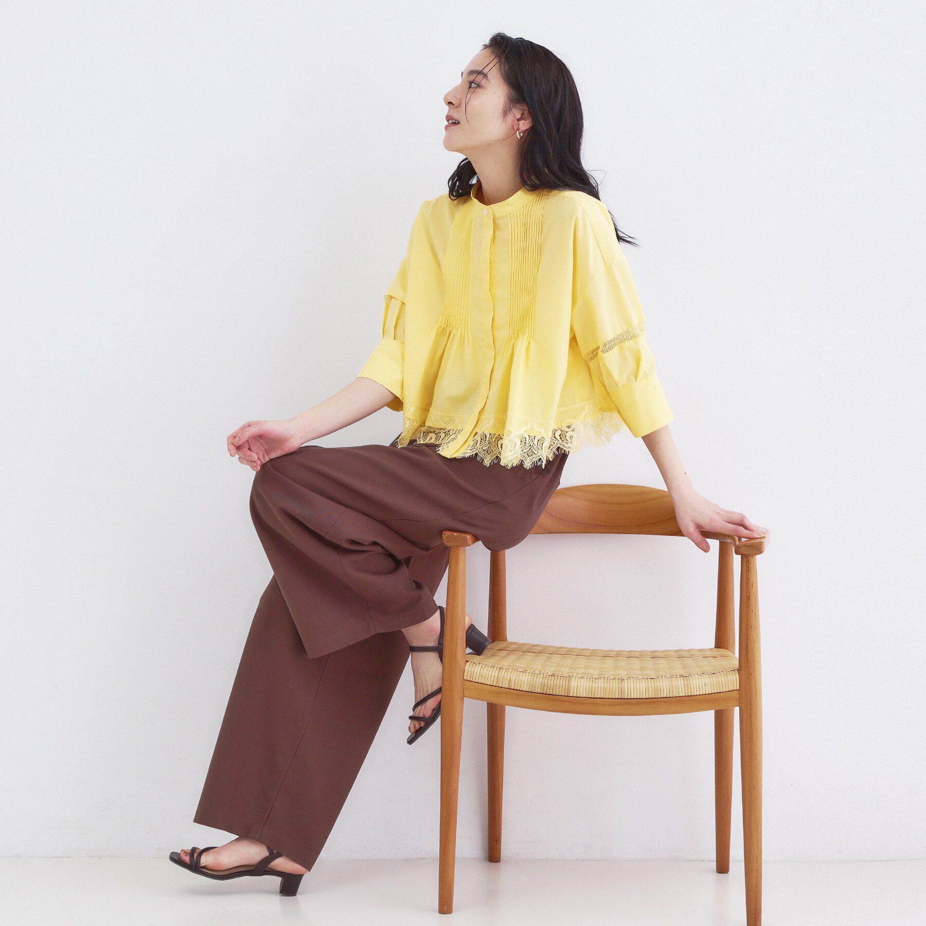 OPAQUE.CLIP「裾レース使いピンタックショートシャツ【洗濯機OK】」|シャツ・ブラウス|