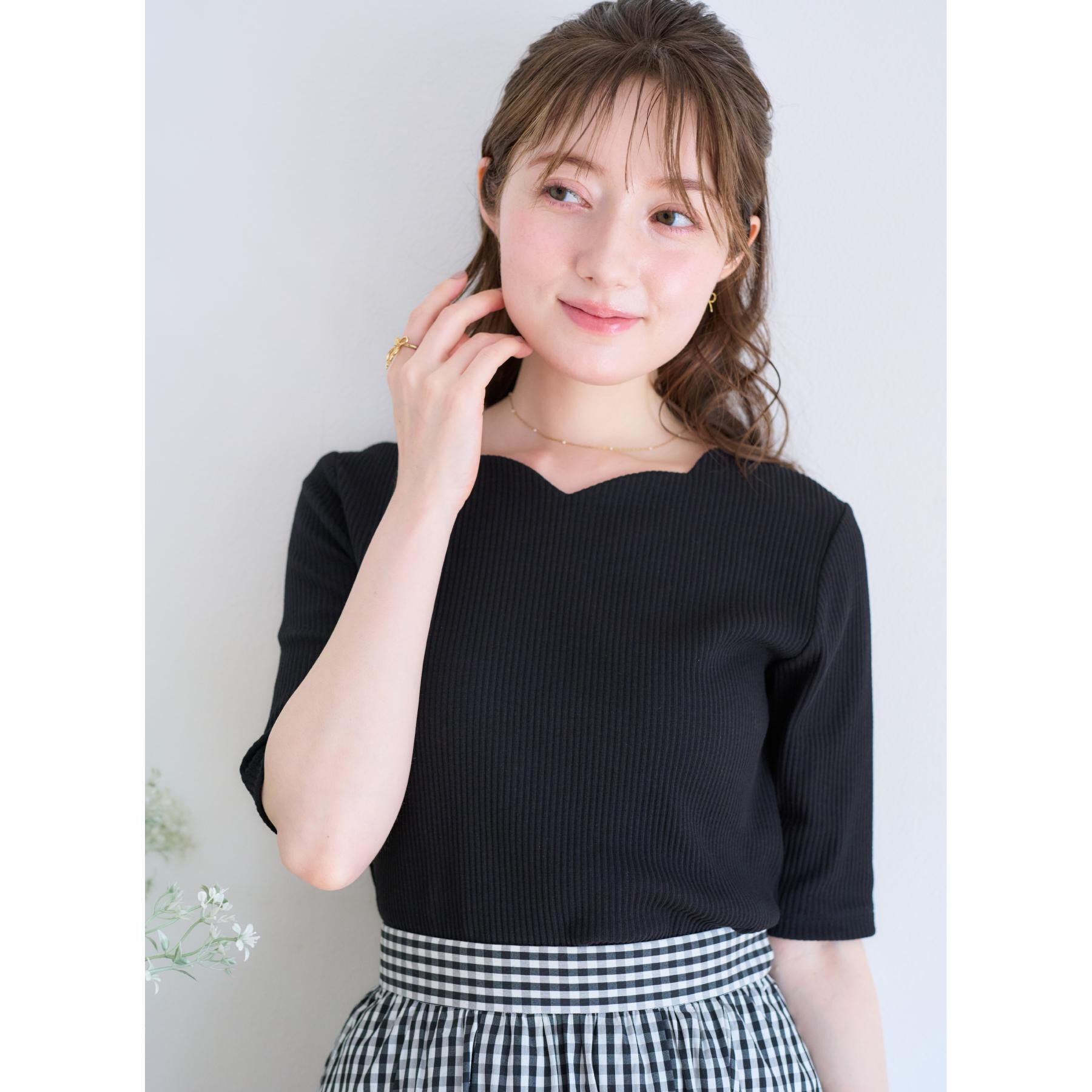 Couture broach「【マシンウォッシャブル・アンチピリング・二の腕カバー】ハートネックテレコ5分袖プルオーバー」|Tシャツ・カットソー|ブラック(019)