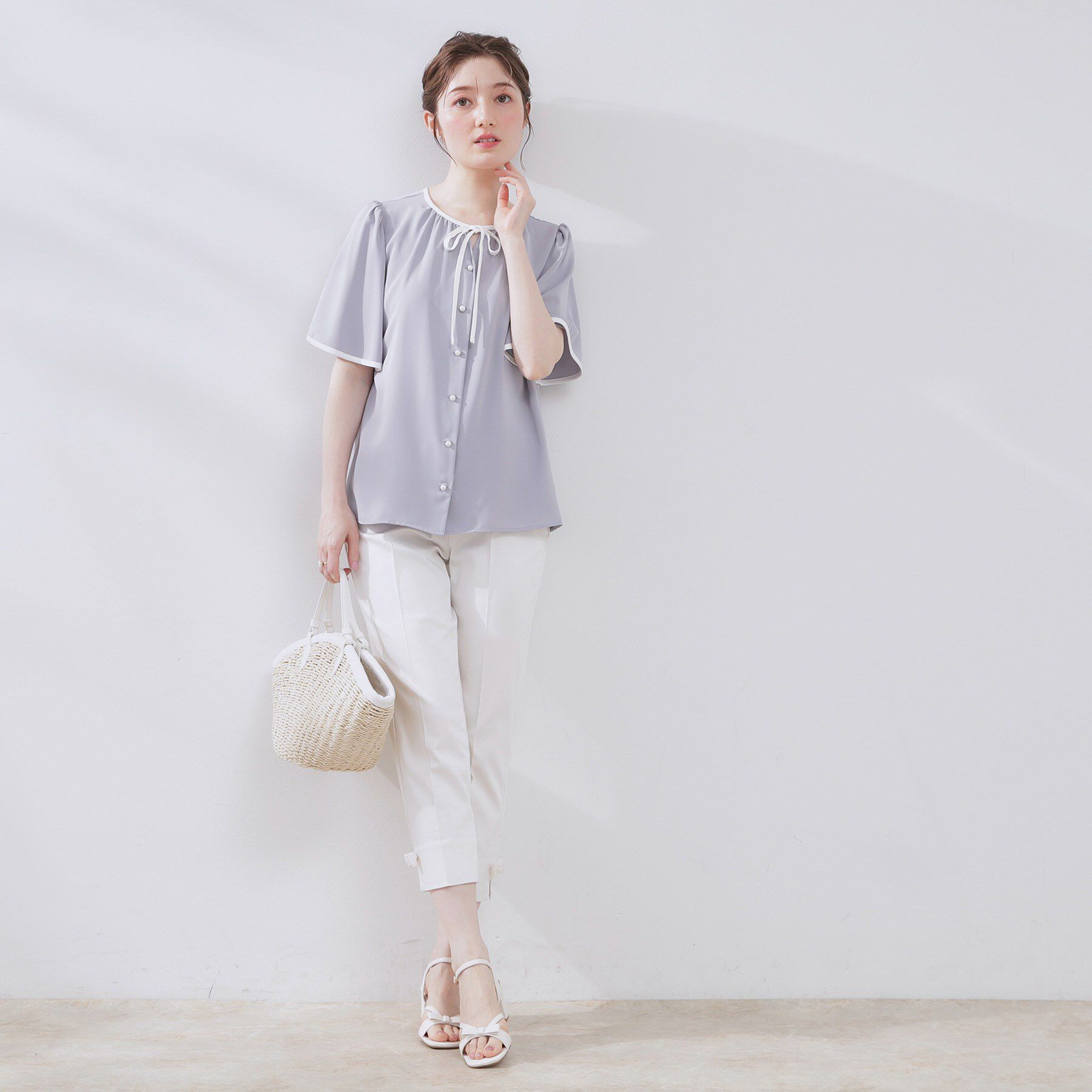 Couture broach「【きれいめ・二の腕カバー・通勤】配色フレア2WAYブラウス」|シャツ・ブラウス|