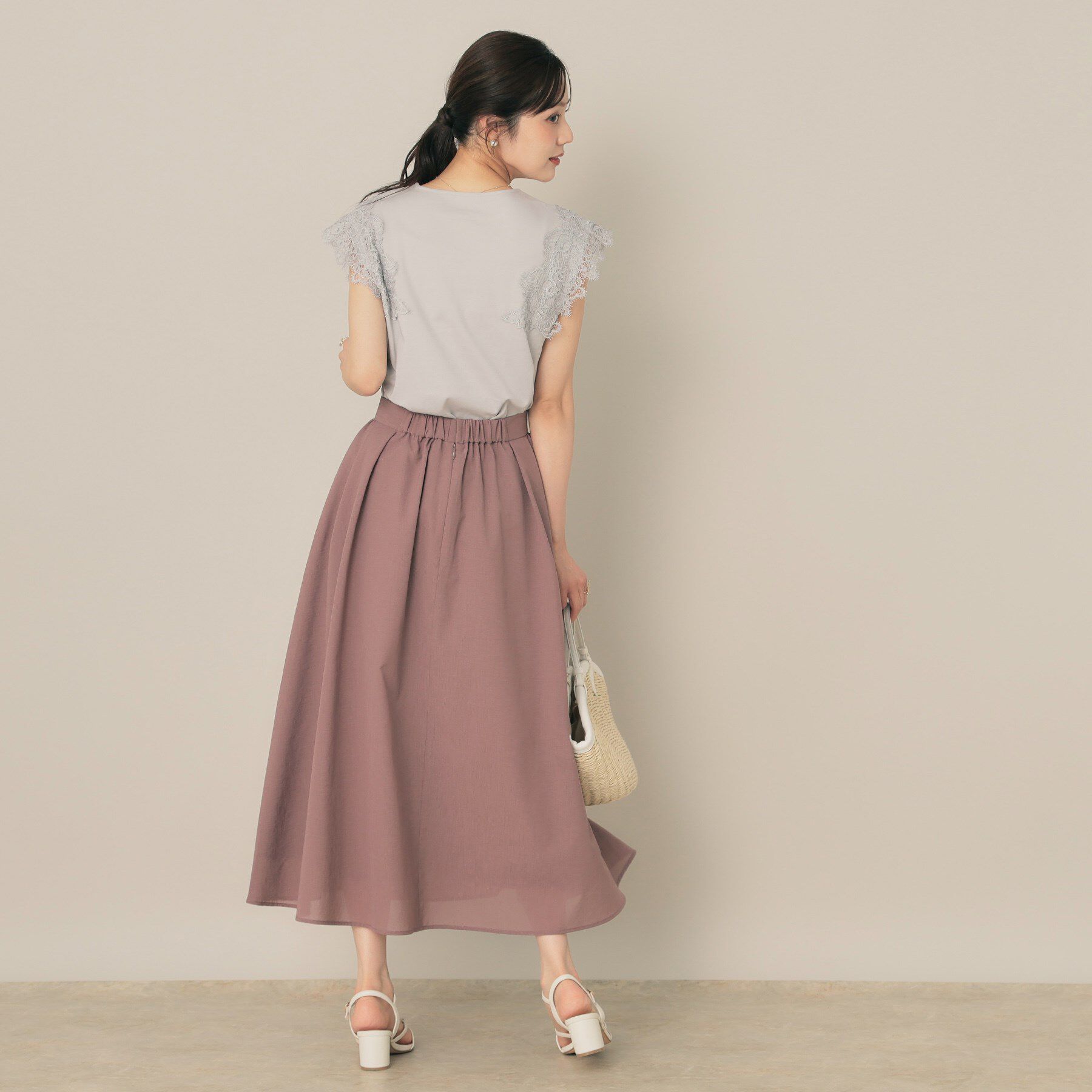 Couture broach「【マシンウォッシャブル・UVケア・接触冷感】フレンチ肩レースカットソー」|Tシャツ・カットソー|