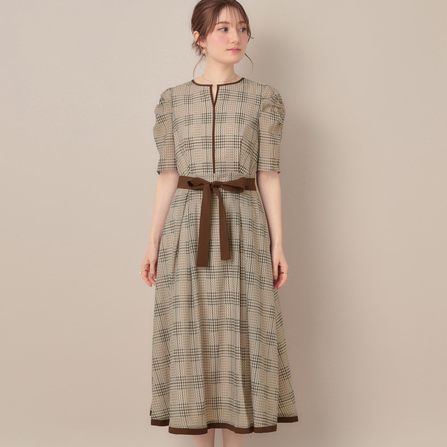 Couture broach「【美シルエット・5分袖】シアーチェックオーガンワンピース」|ワンピース|