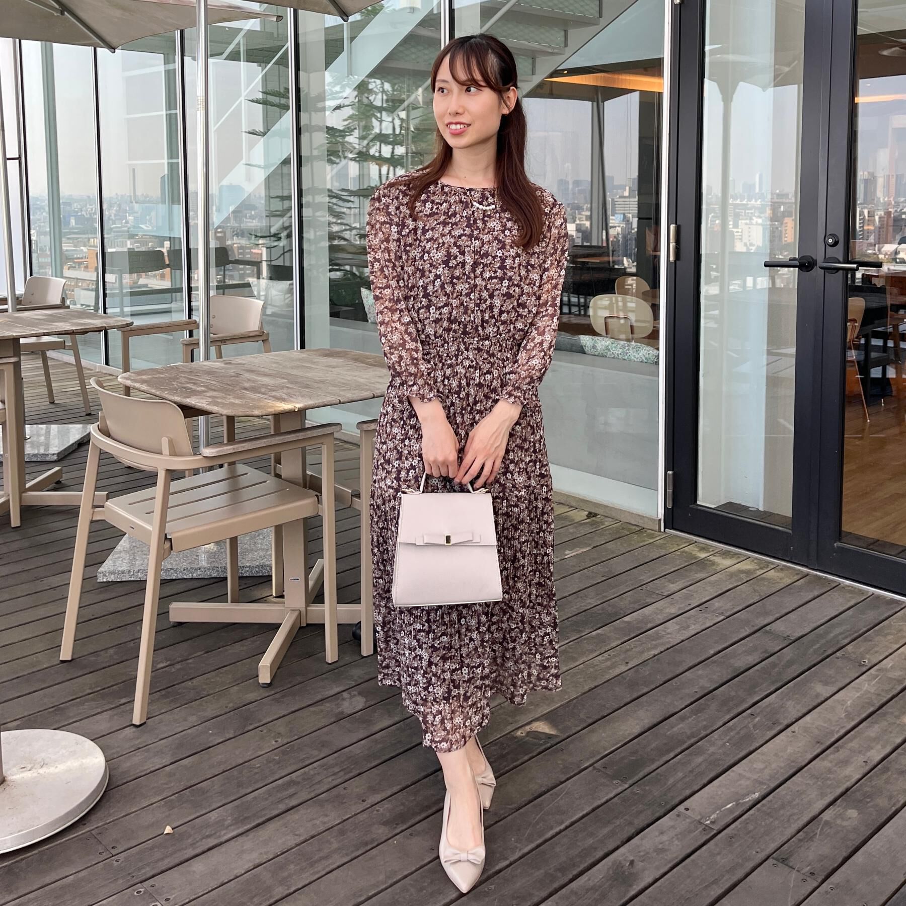 Couture broach「【一枚で着映える・花柄・通勤】前後2WAYシフォン楊柳小花ワンピース」|ワンピース|