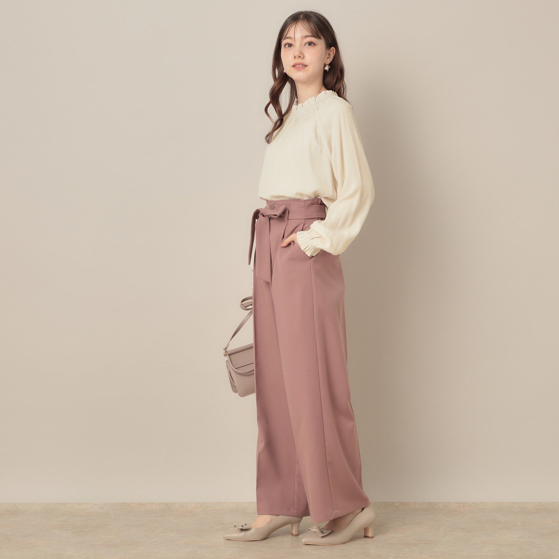 Couture broach「【きれいめ・通勤】RTピケ前後2WAYシャーリングブラウス」|シャツ・ブラウス|