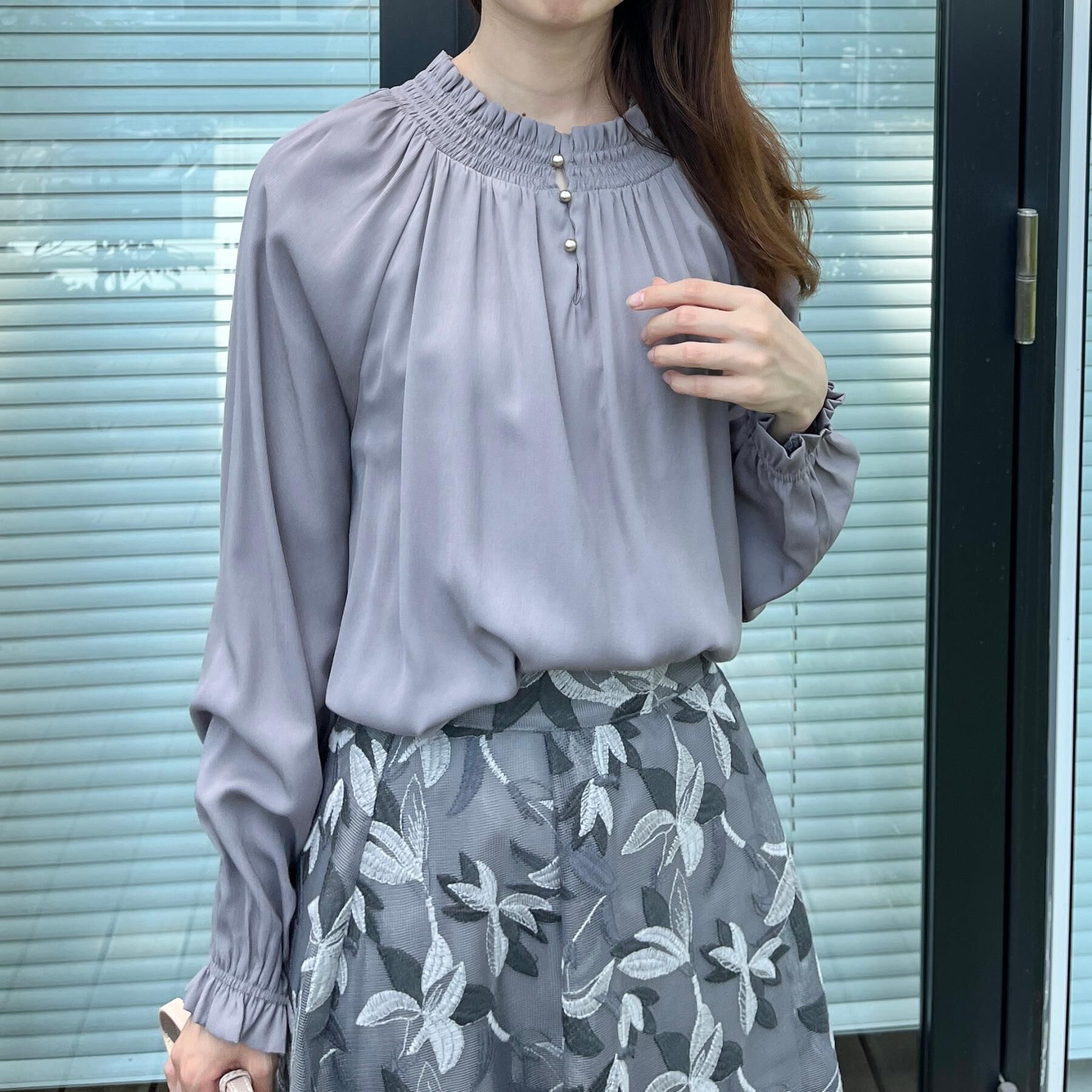 Couture broach「【きれいめ・通勤】RTピケ前後2WAYシャーリングブラウス」|シャツ・ブラウス|