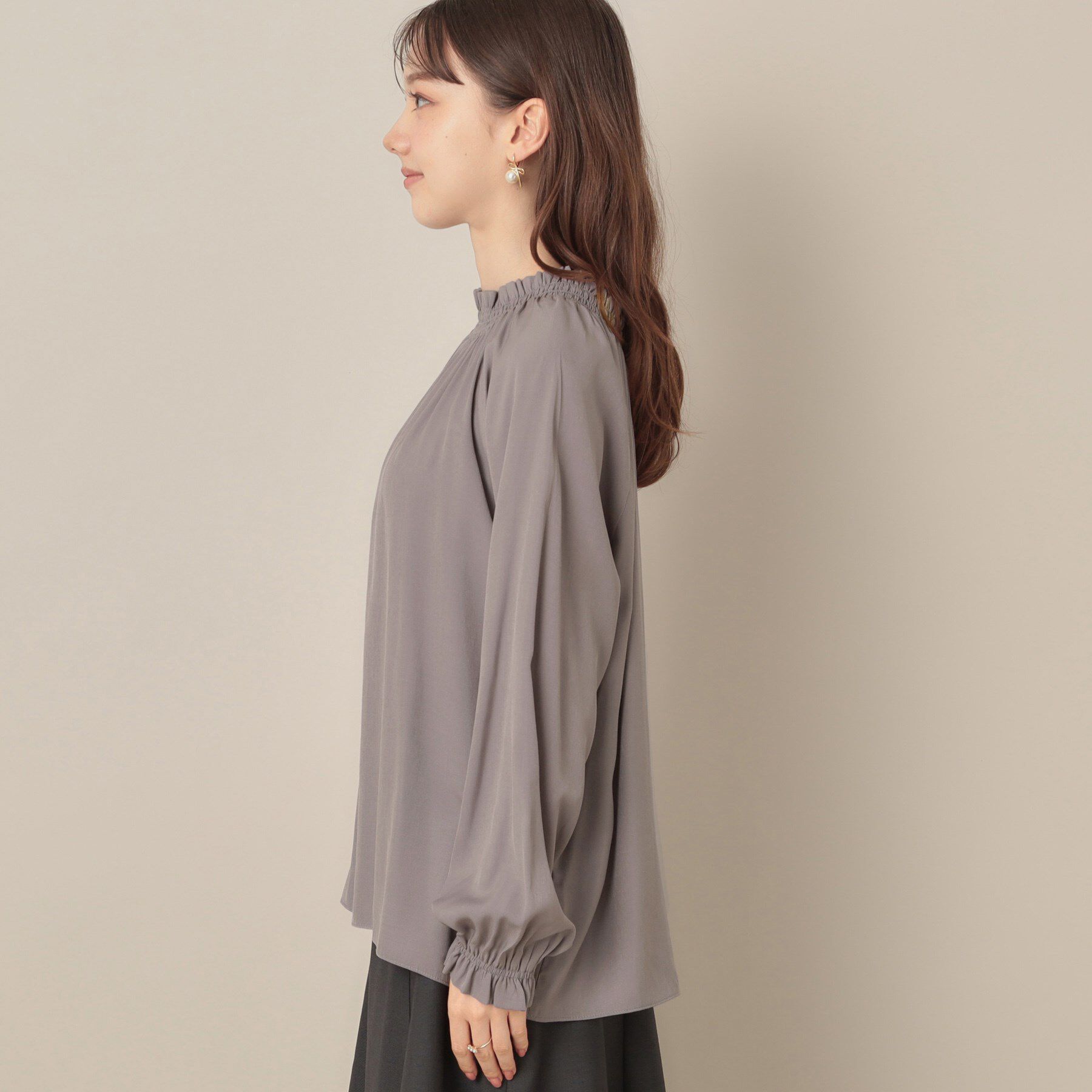 Couture broach「【きれいめ・通勤】RTピケ前後2WAYシャーリングブラウス」|シャツ・ブラウス|