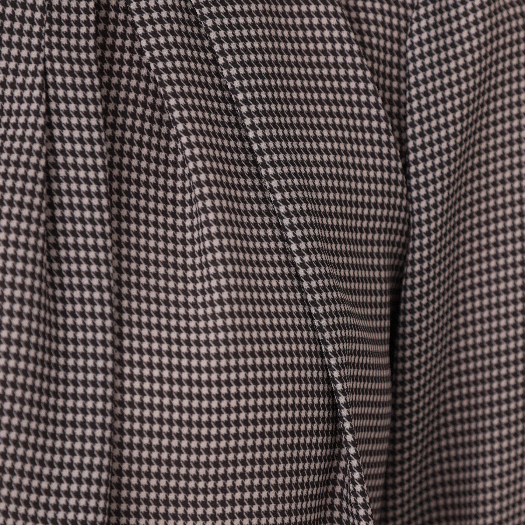 Couture broach「【大人可愛い・パール取り外し・通勤】・タックタイチェック柄ブラウス」|シャツ・ブラウス|