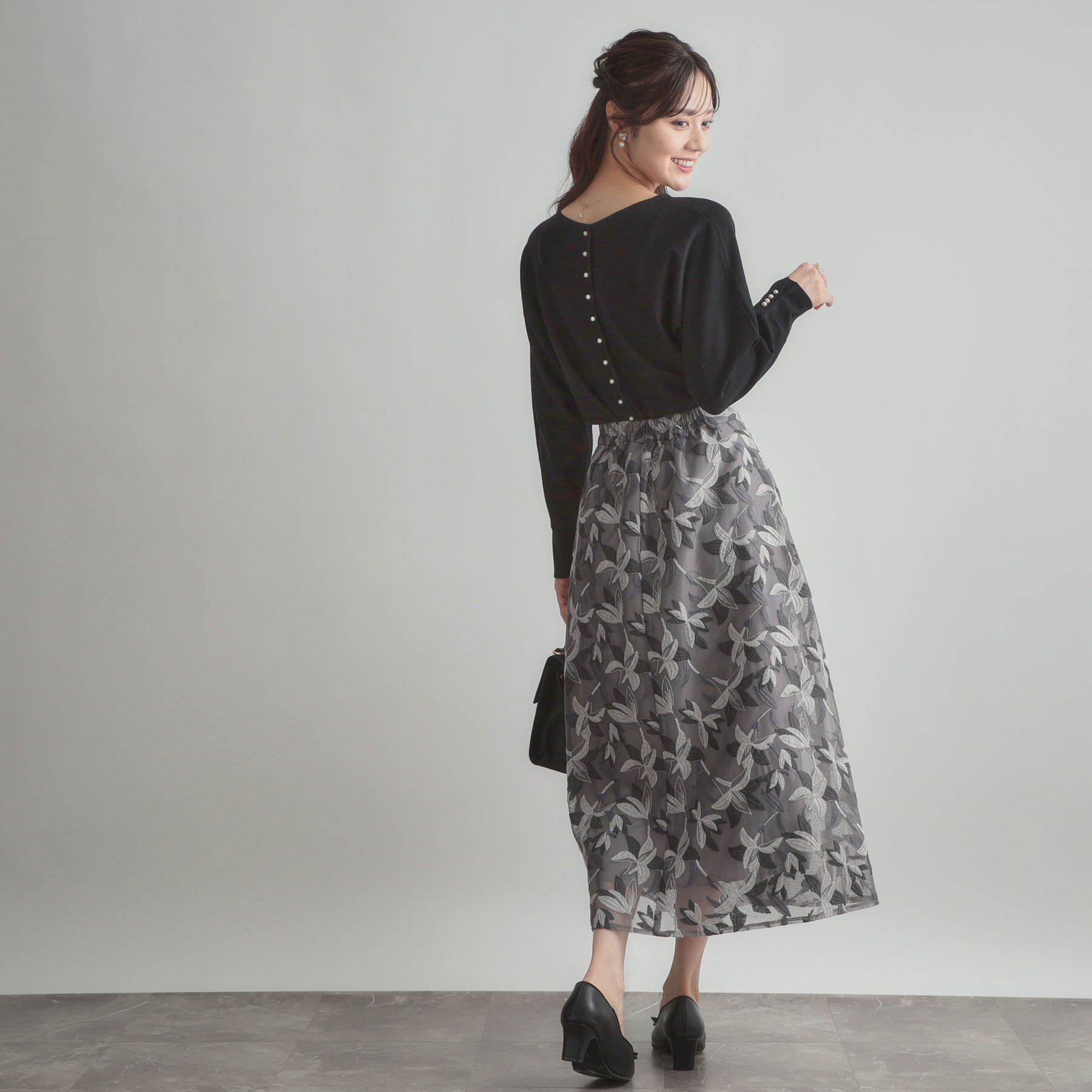 Couture broach「【大人上品・通勤・前後2WAY】バックパール調ドルマンニット」|ニット・セーター|