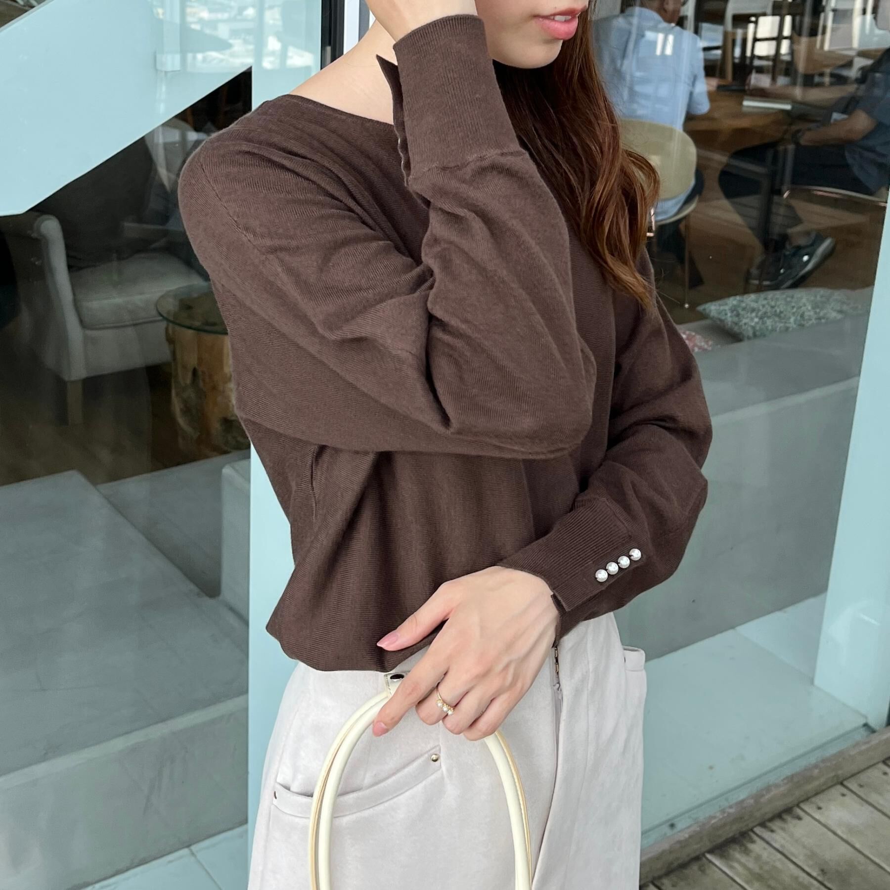 Couture broach「【大人上品・通勤・前後2WAY】バックパール調ドルマンニット」|ニット・セーター|