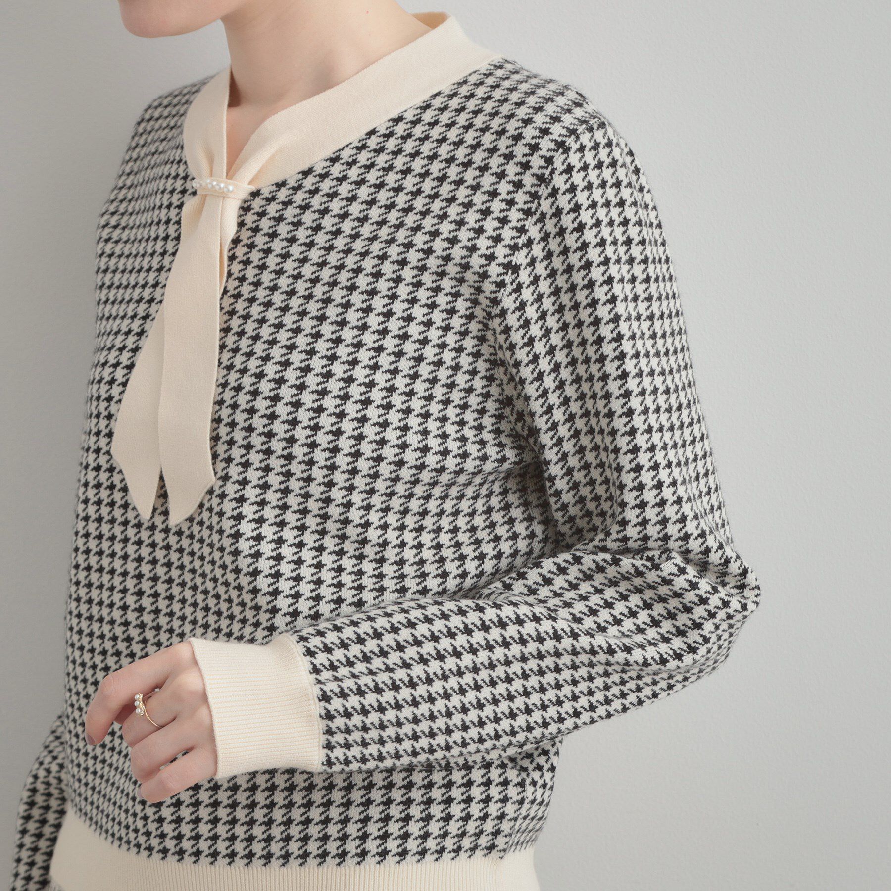 Couture broach「【クラシカル・大人レディ】千鳥ジャカードパール調タイニットトップス」|ニット・セーター|