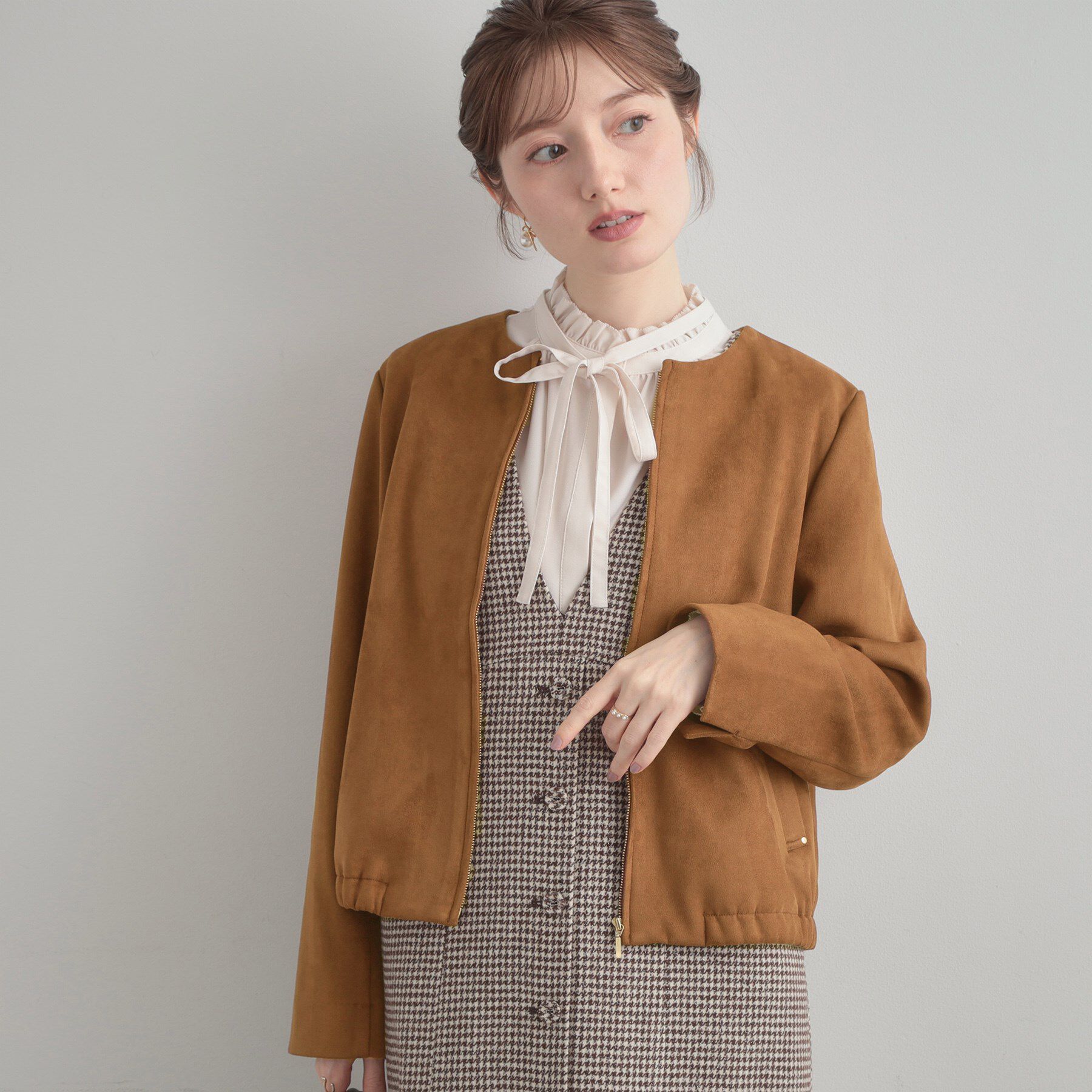 Couture broach「【通勤・大人上品】スエード調ダンボール ノーカラージャケット」|ブルゾン・スタジャン|