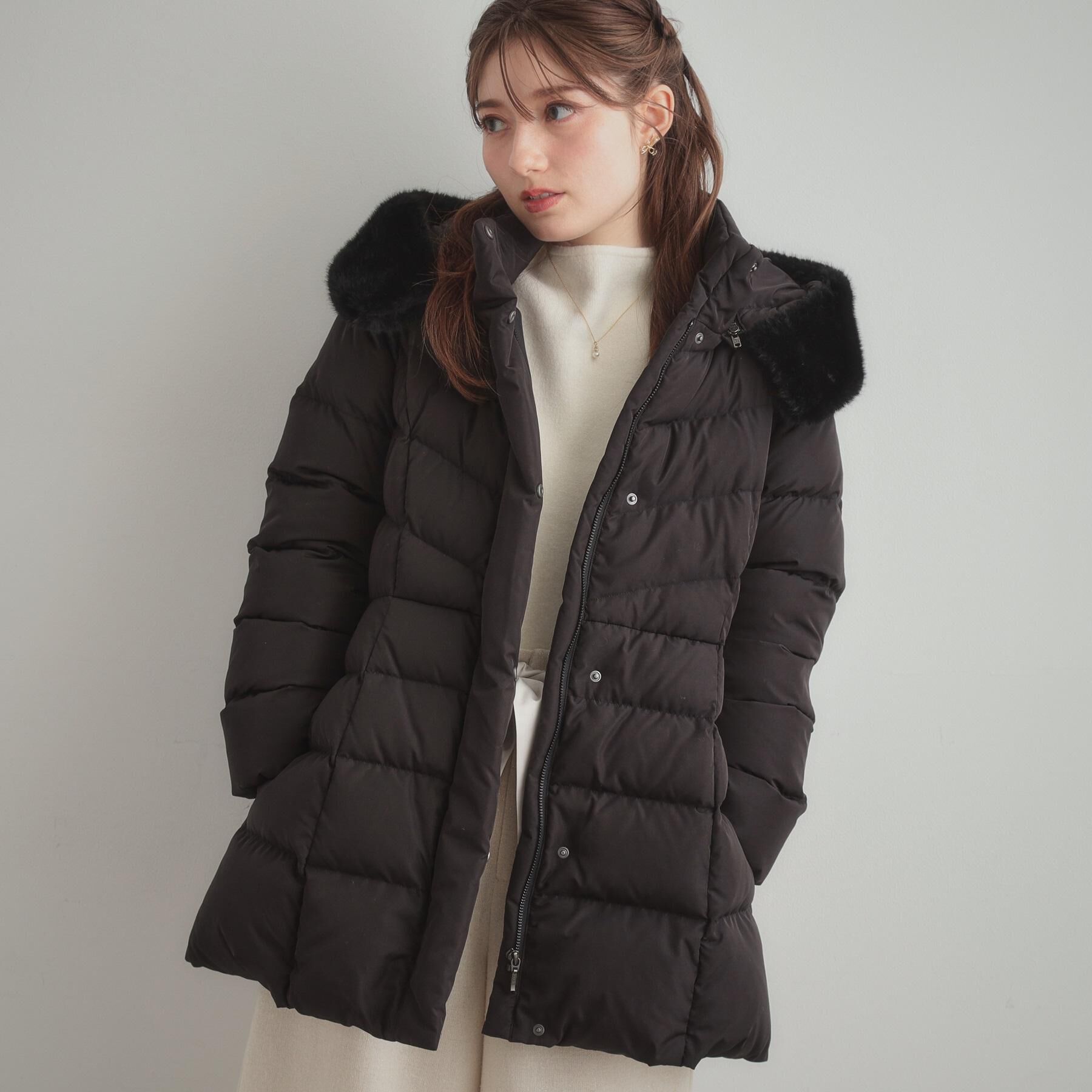 Couture broach「【2WAY・ベルト付き】フードフェイクファー ミドル丈ダウンコート」|ダウン|