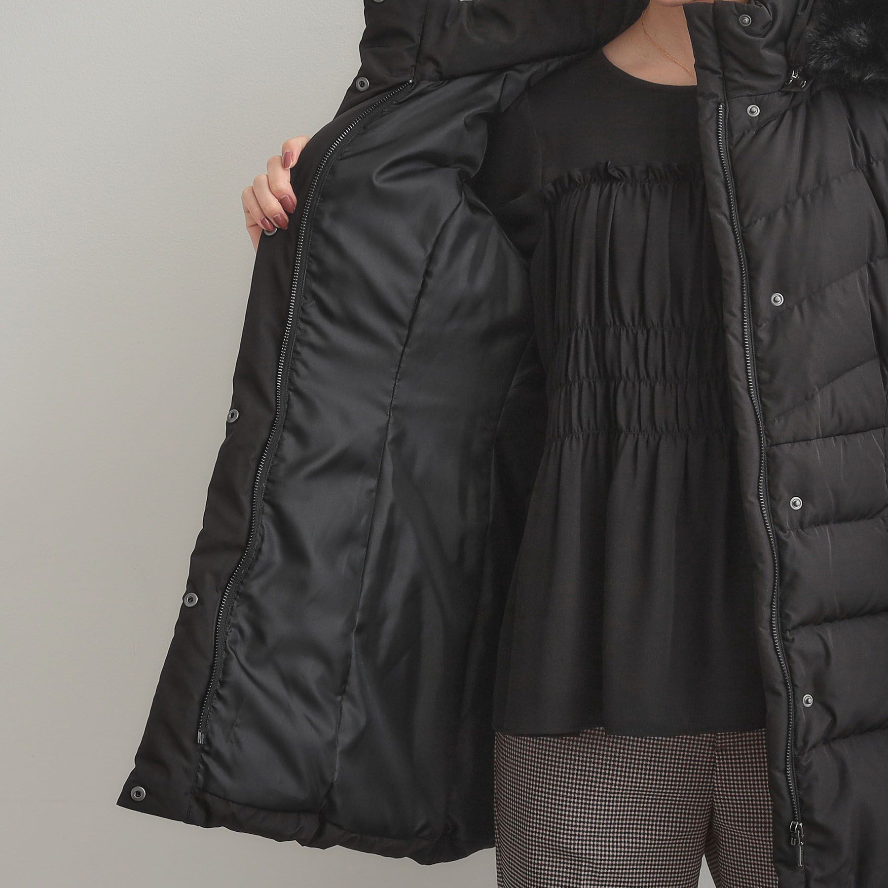 Couture broach「【2WAY・ベルト付き】フードフェイクファー ミドル丈ダウンコート」|ダウン|