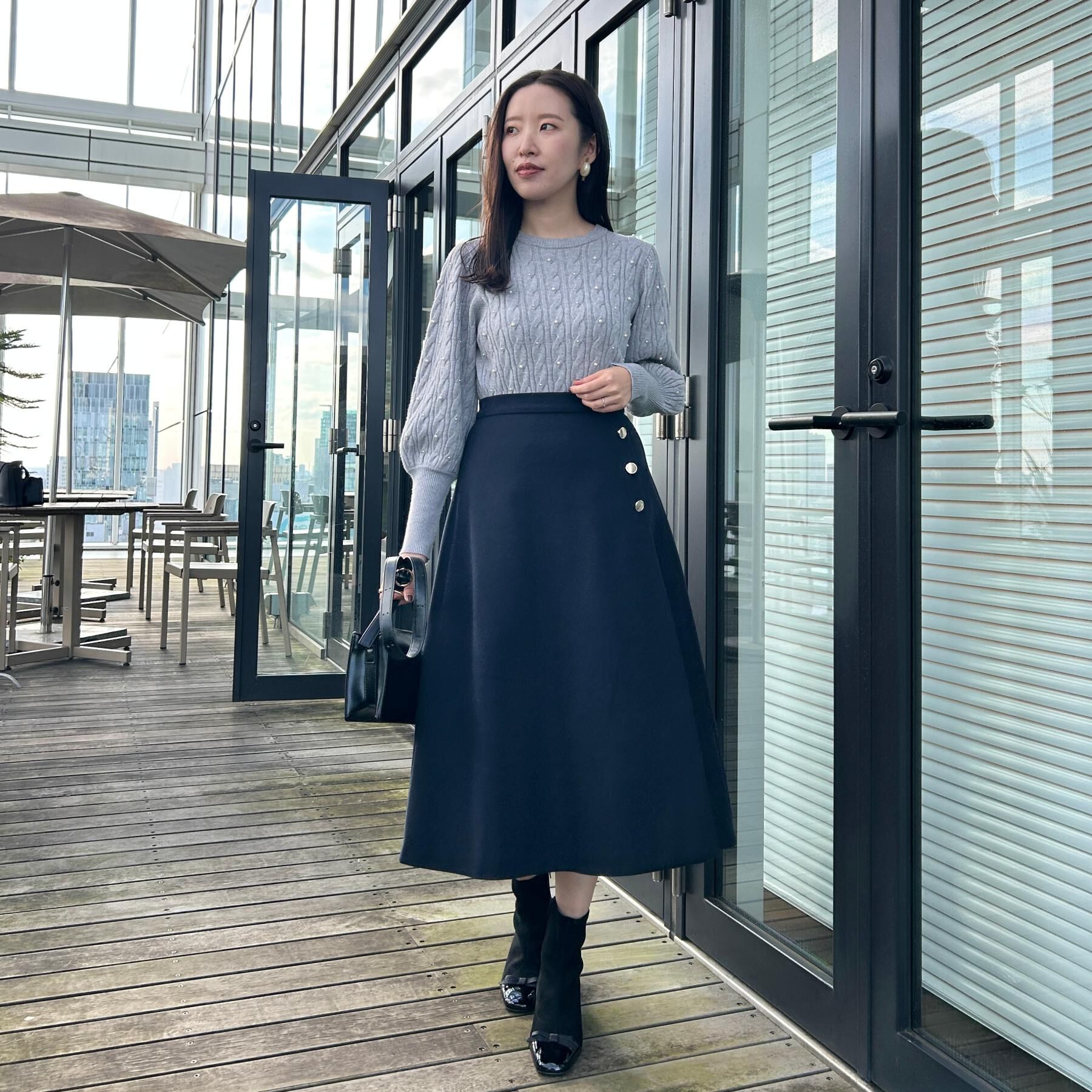 Couture broach「【華やぎ・一枚で着映え】ケーブルパール調ニット」|ニット・セーター|