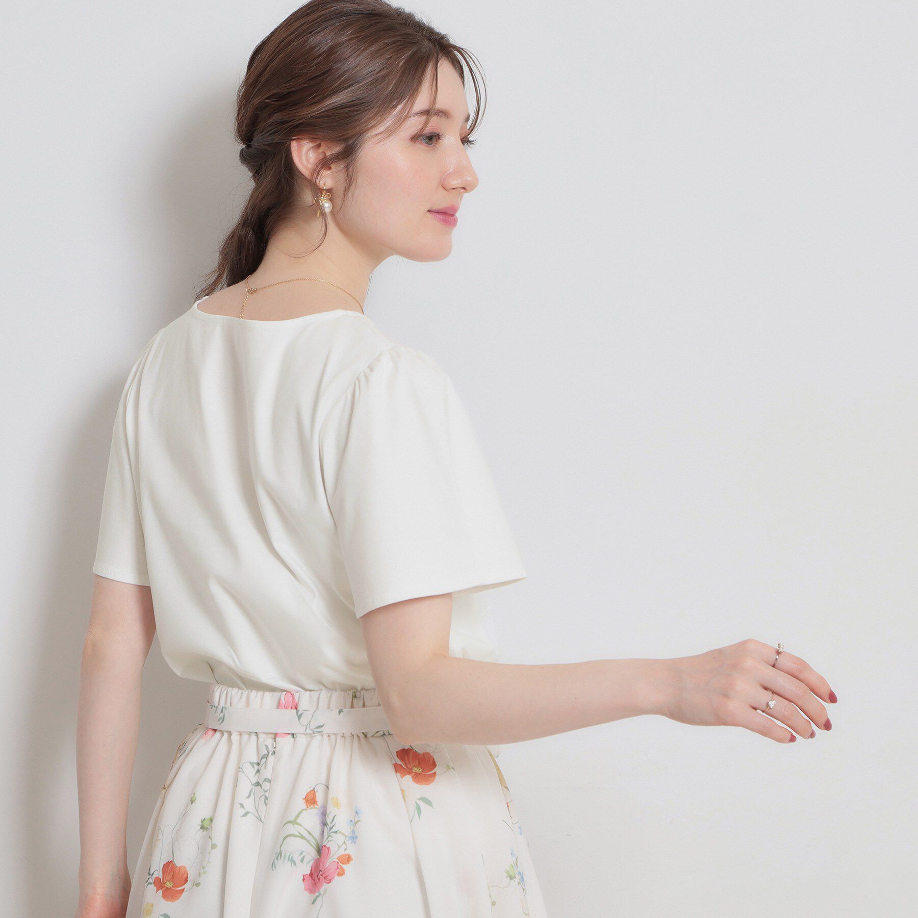 Couture broach「【接触冷感・UVカット】パフュームプリントTシャツ」|Tシャツ・カットソー|